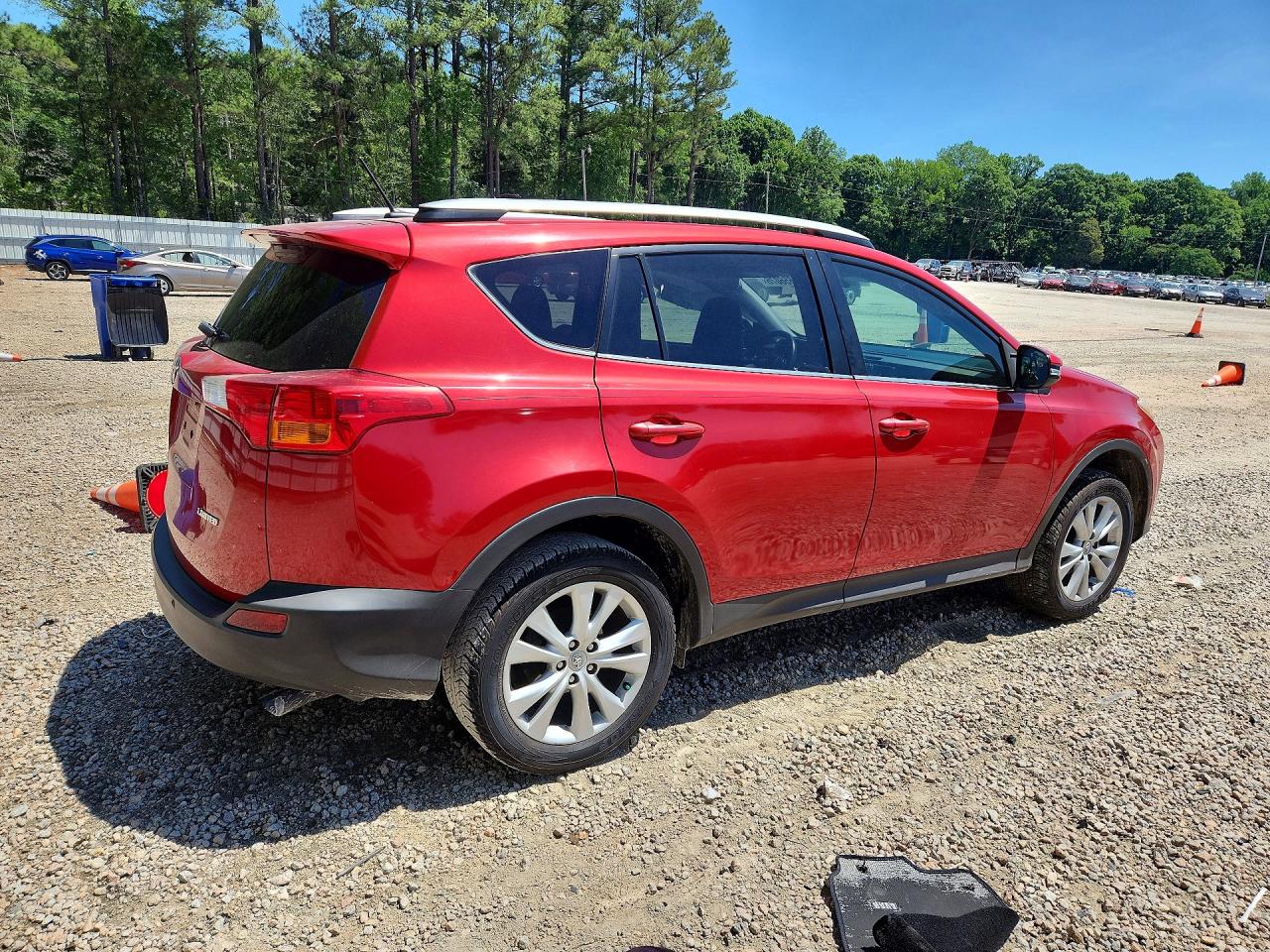2015 Toyota Rav4 Limited Red vin: 2T3YFREV5FW178680