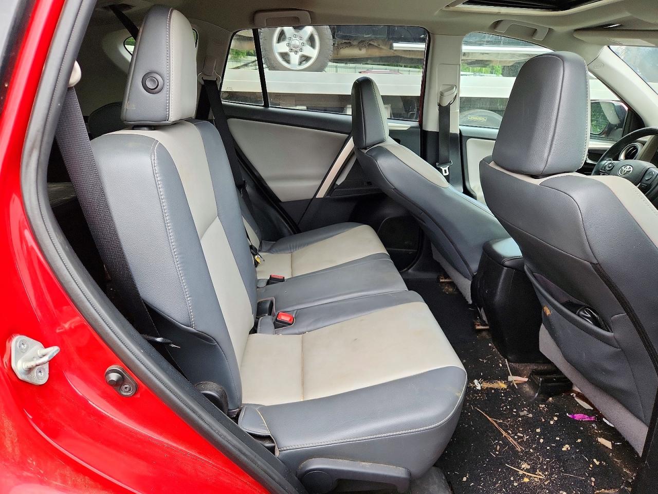 2015 Toyota Rav4 Limited Red vin: 2T3YFREV5FW184091