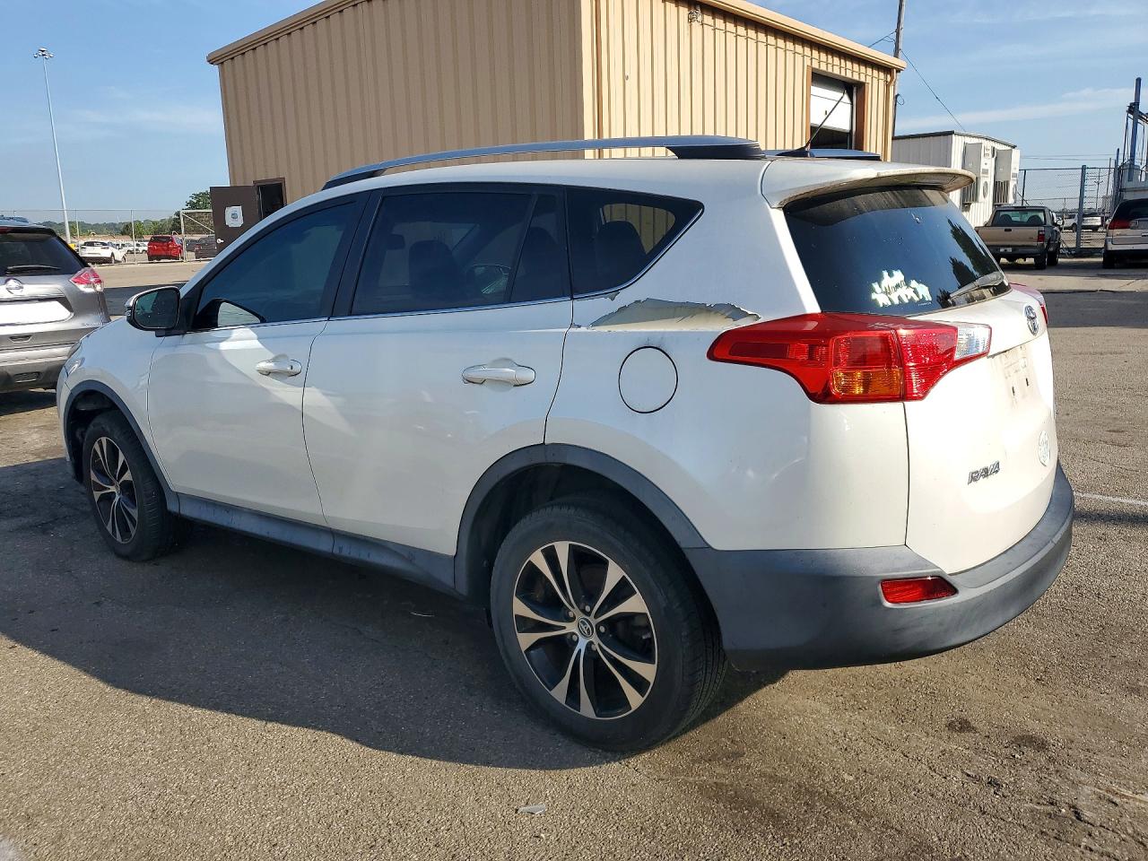 2015 Toyota Rav4 Limited White vin: 2T3YFREV5FW222600