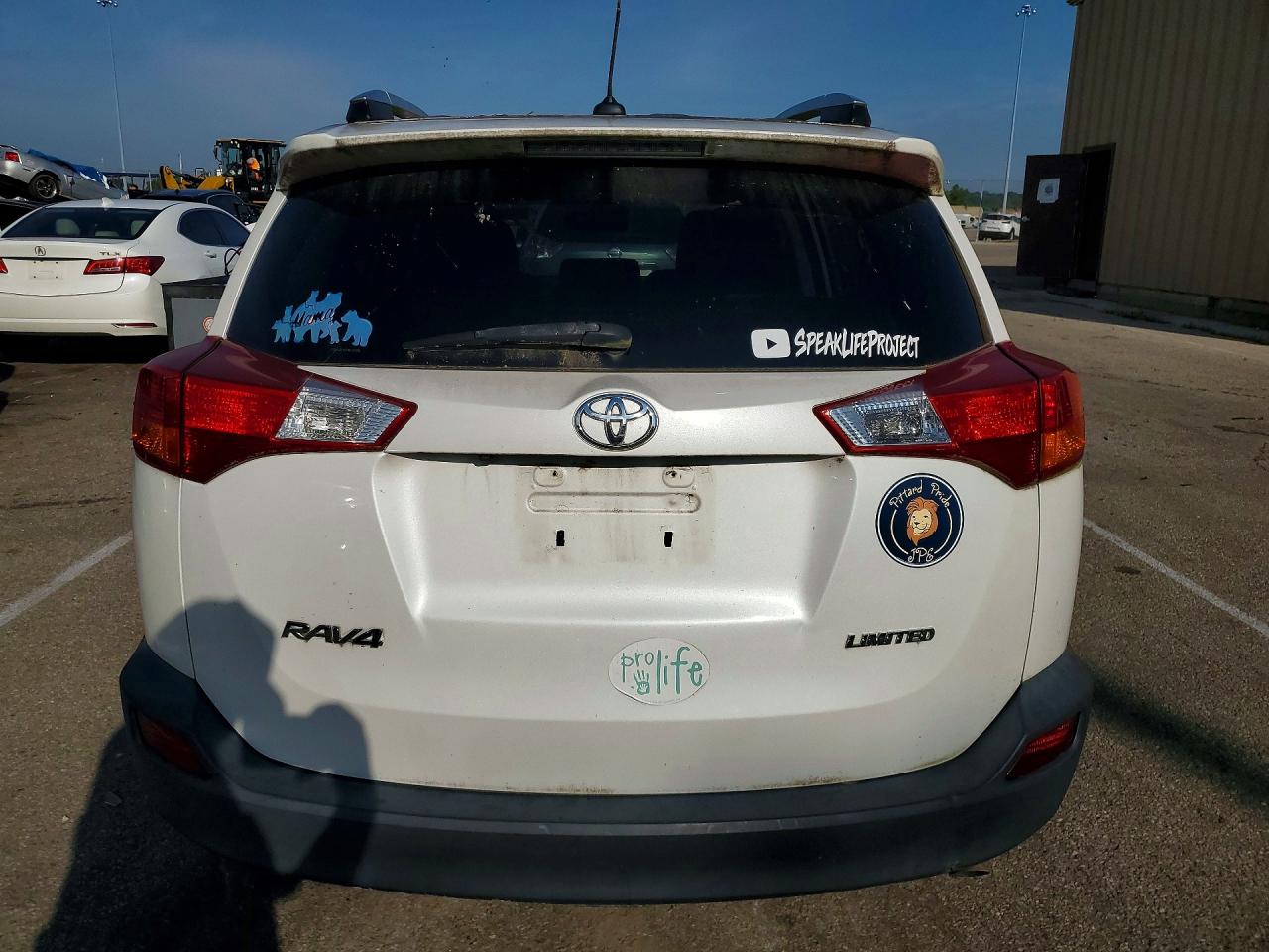 2015 Toyota Rav4 Limited White vin: 2T3YFREV5FW222600