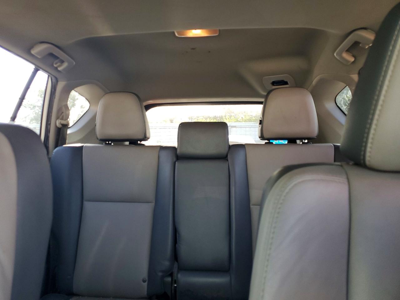 2015 Toyota Rav4 Limited White vin: 2T3YFREV5FW222600