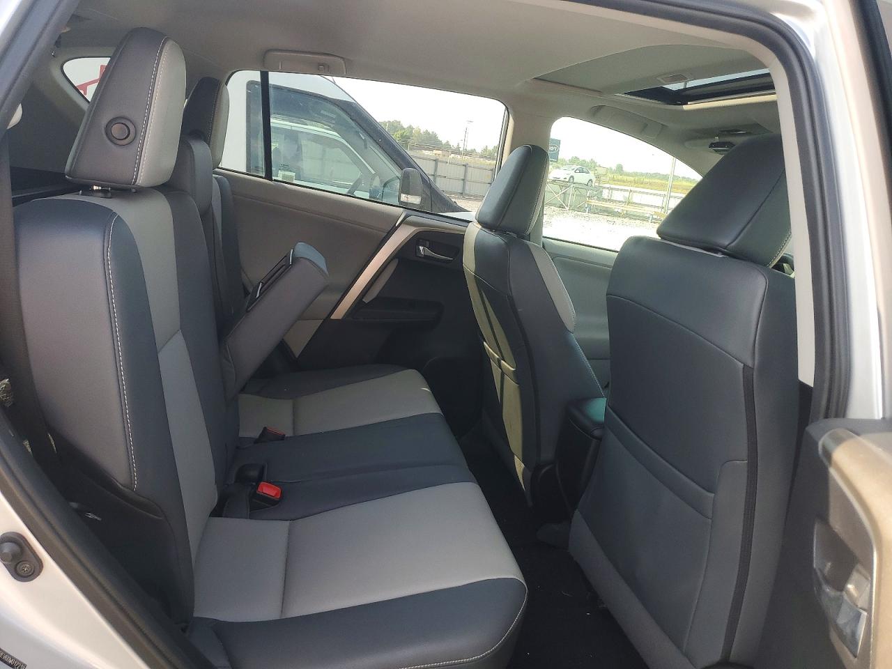 2013 Toyota Rav4 Limited Silver vin: 2T3YFREV6DW017218