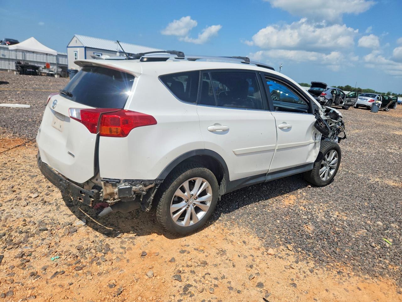 2013 Toyota Rav4 Limited White vin: 2T3YFREV6DW028235