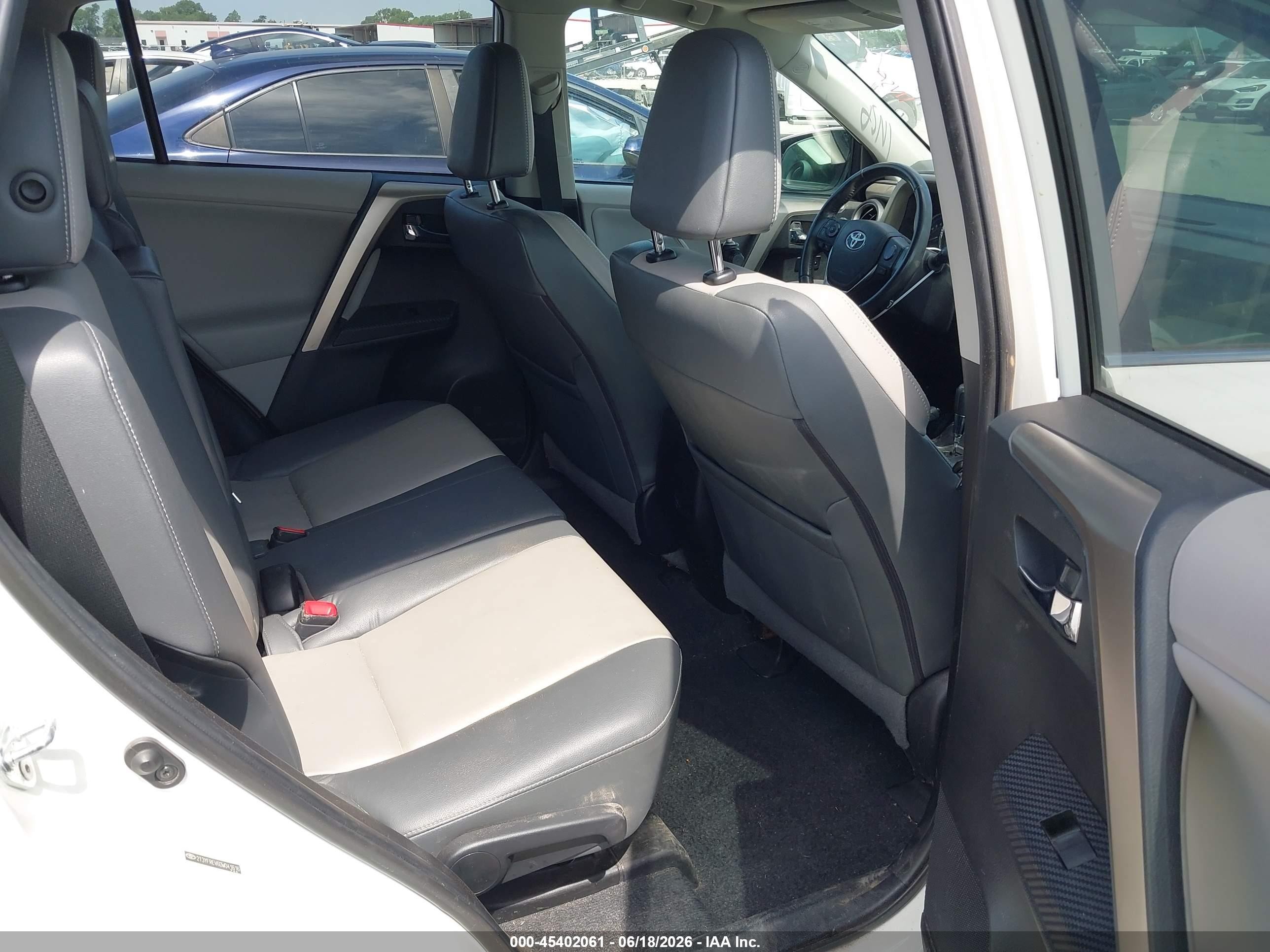 2013 Toyota Rav4 Limited White vin: 2T3YFREV6DW041616