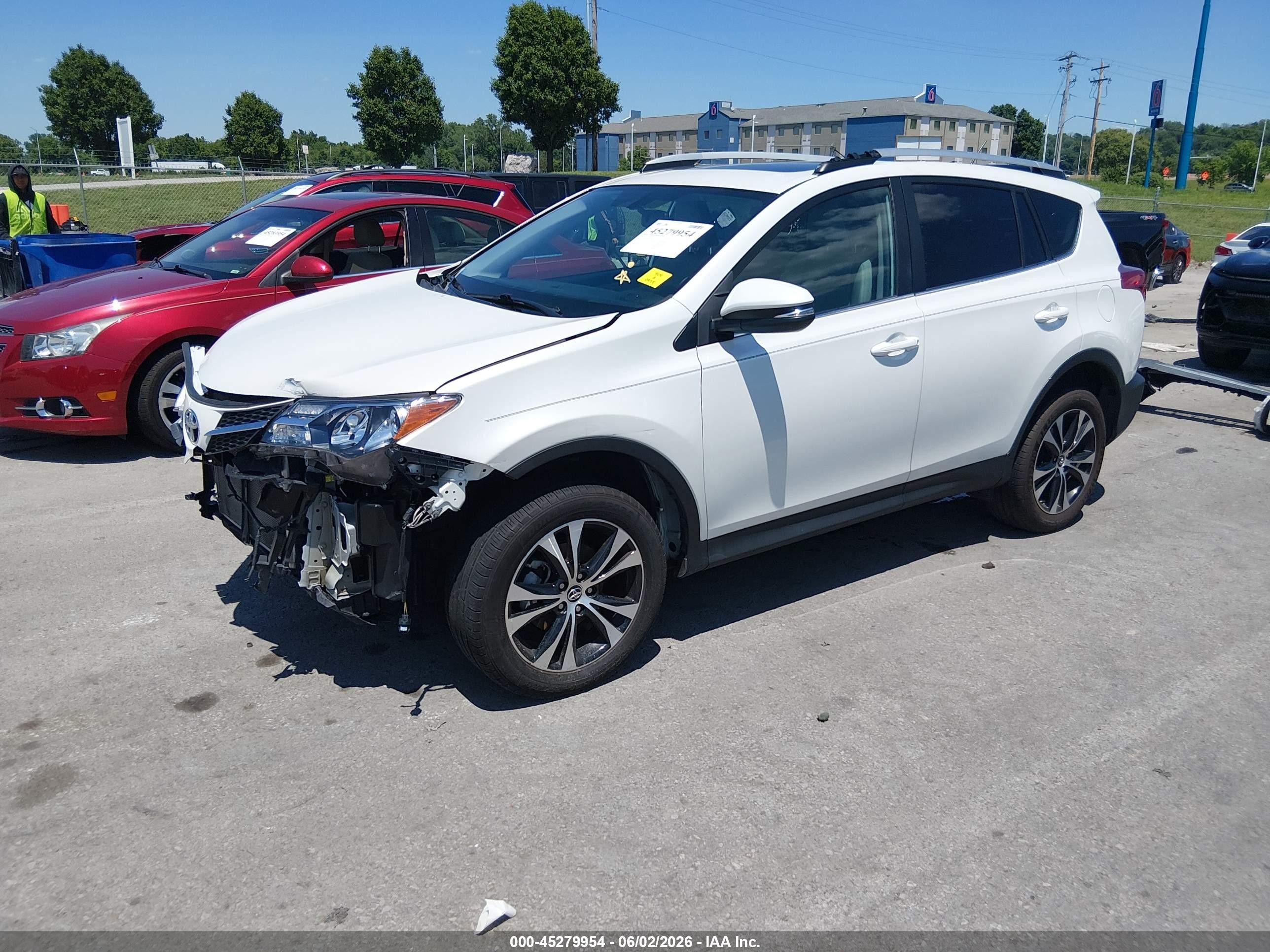 2015 Toyota Rav4 Limited White vin: 2T3YFREV6FW220306