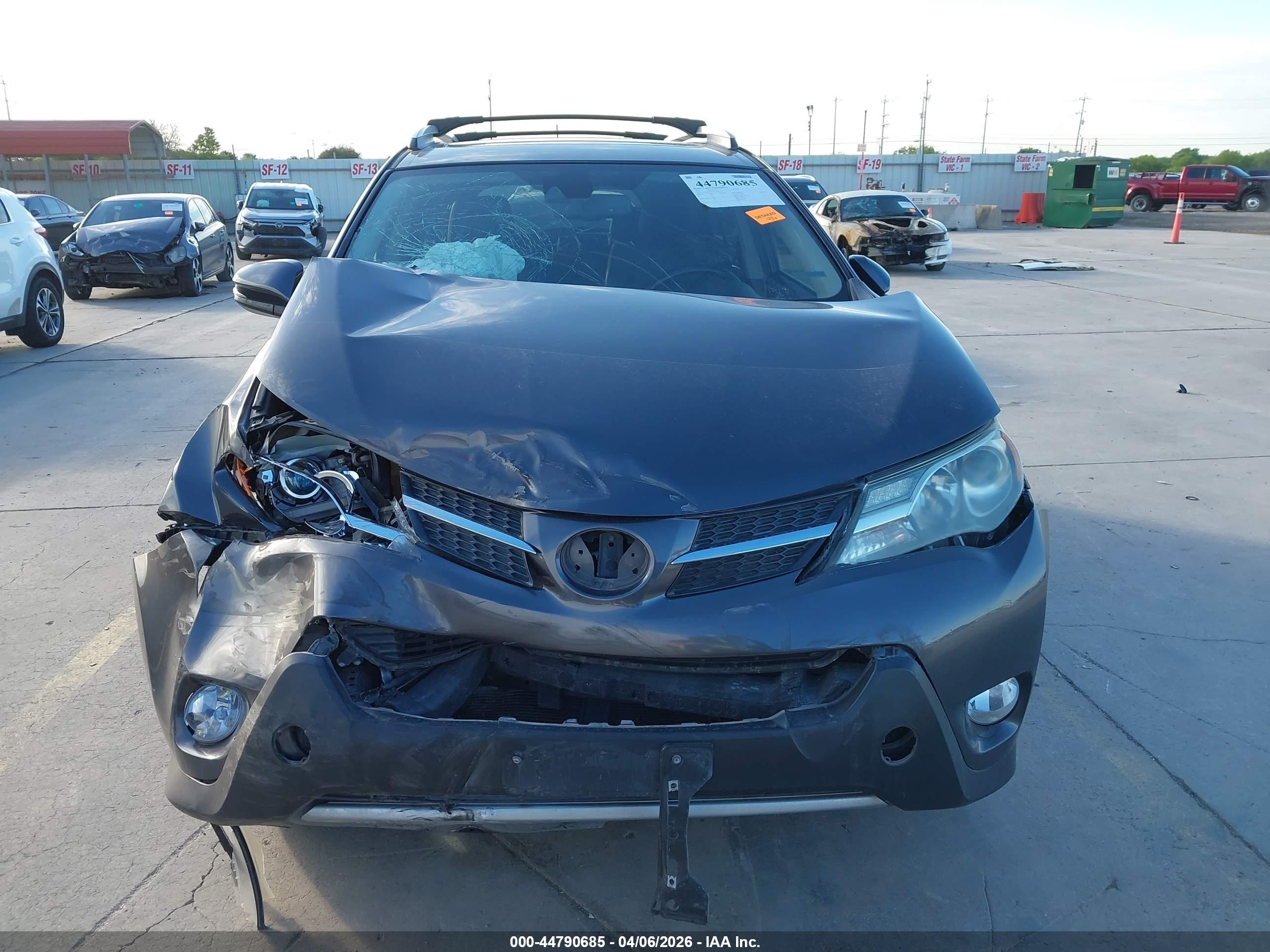 2015 Toyota Rav4 Limited Gray vin: 2T3YFREV6FW233752