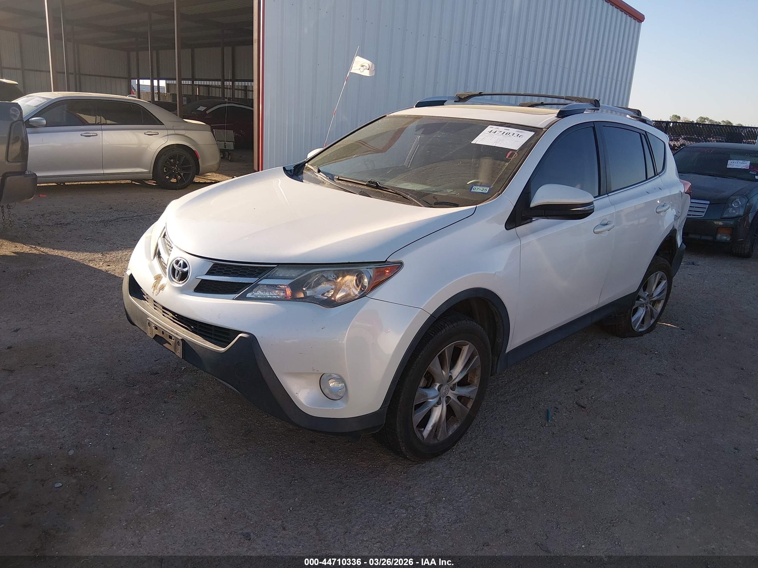 2014 Toyota Rav4 Limited White vin: 2T3YFREV7EW106717