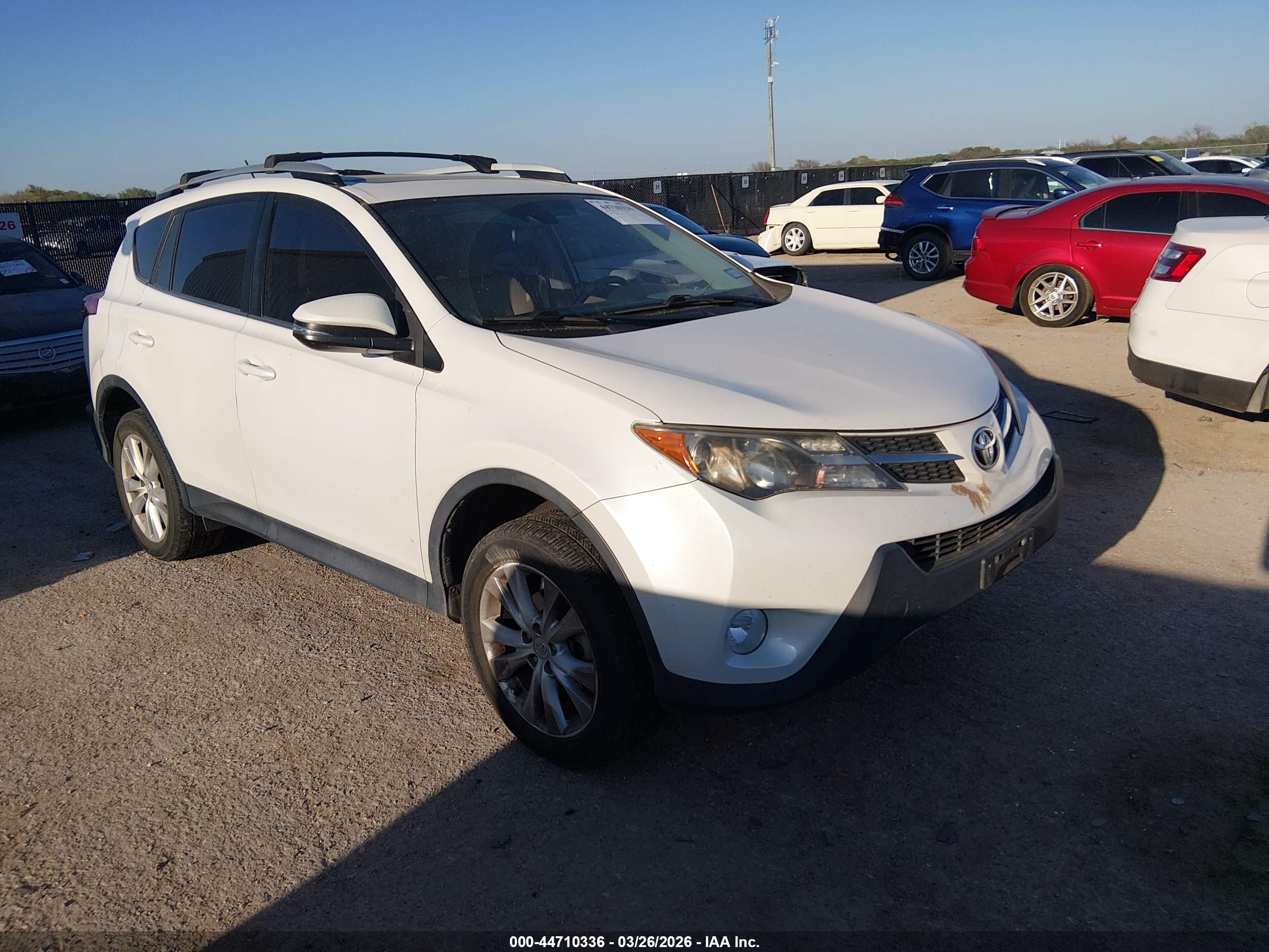 2014 Toyota Rav4 Limited White vin: 2T3YFREV7EW106717
