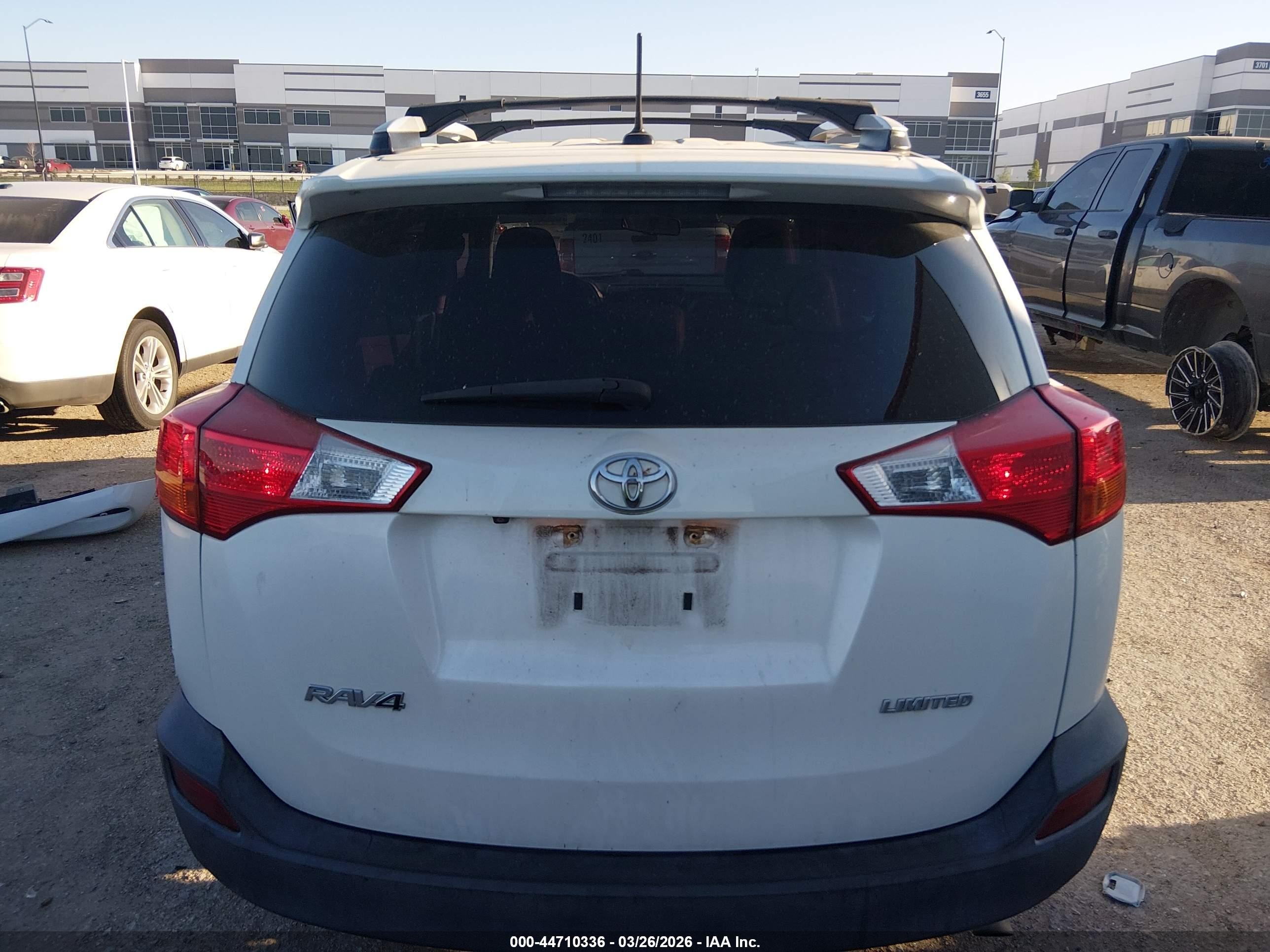 2014 Toyota Rav4 Limited White vin: 2T3YFREV7EW106717