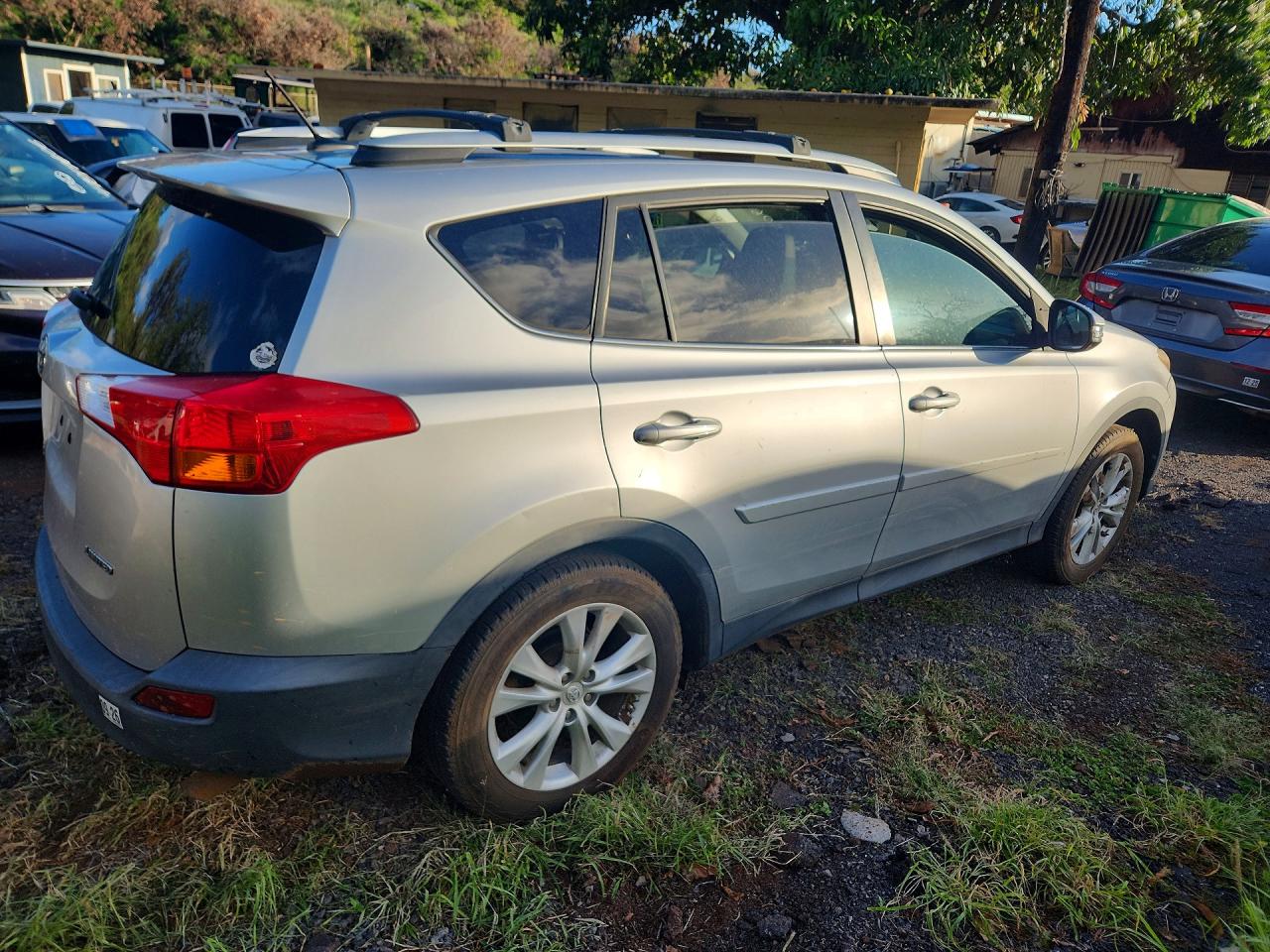 2014 Toyota Rav4 Limited Серебряный vin: 2T3YFREV7EW121752