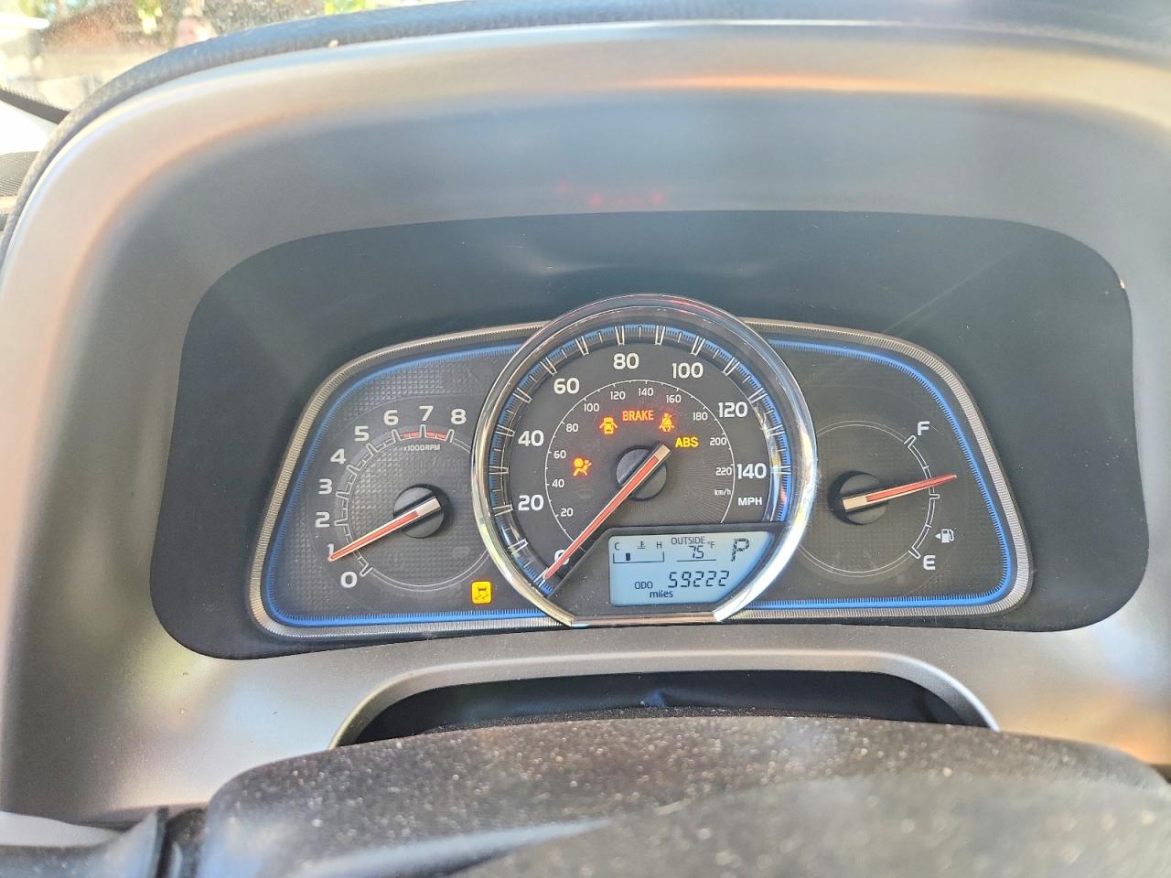 2014 Toyota Rav4 Limited Серебряный vin: 2T3YFREV7EW121752