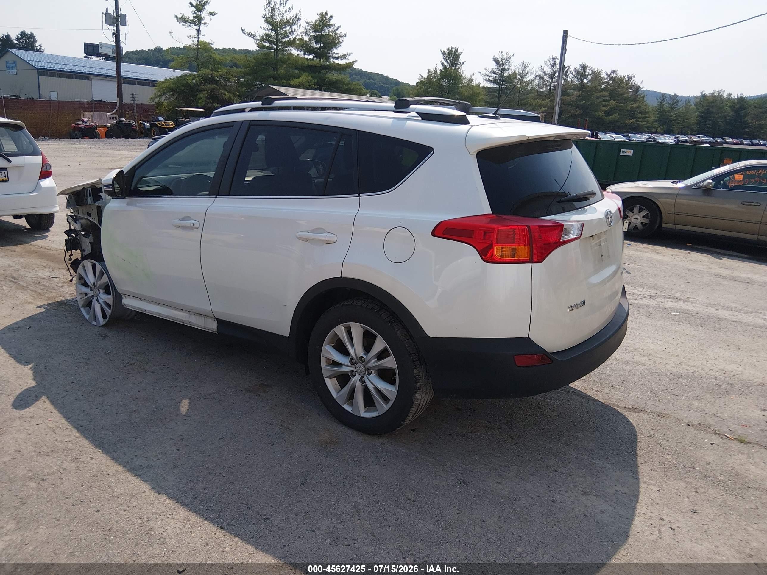 2013 Toyota Rav4 Limited White vin: 2T3YFREV8DW028852