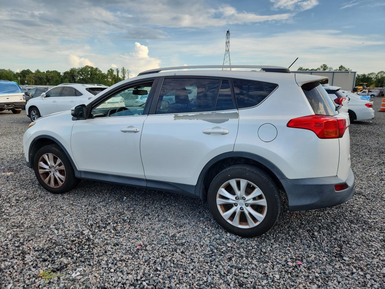 2013 Toyota Rav4 Limited White vin: 2T3YFREV8DW032738