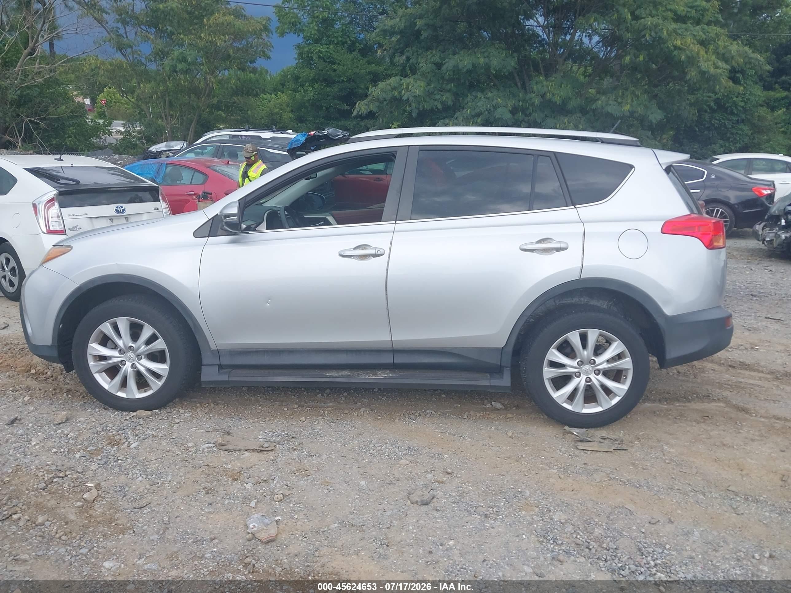 2013 Toyota Rav4 Limited Silver vin: 2T3YFREV8DW054867