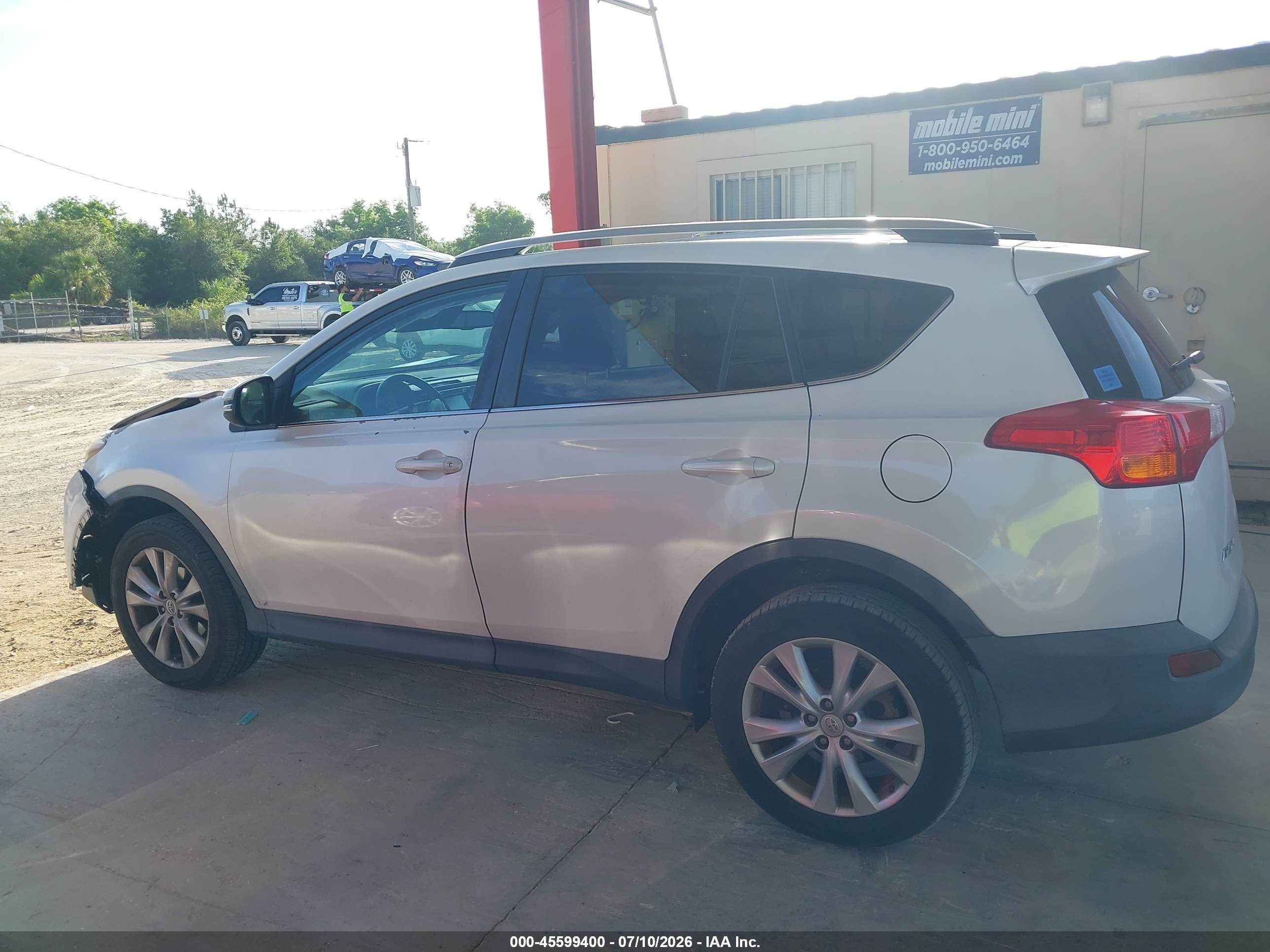 2014 Toyota Rav4 Limited White vin: 2T3YFREV8EW085019