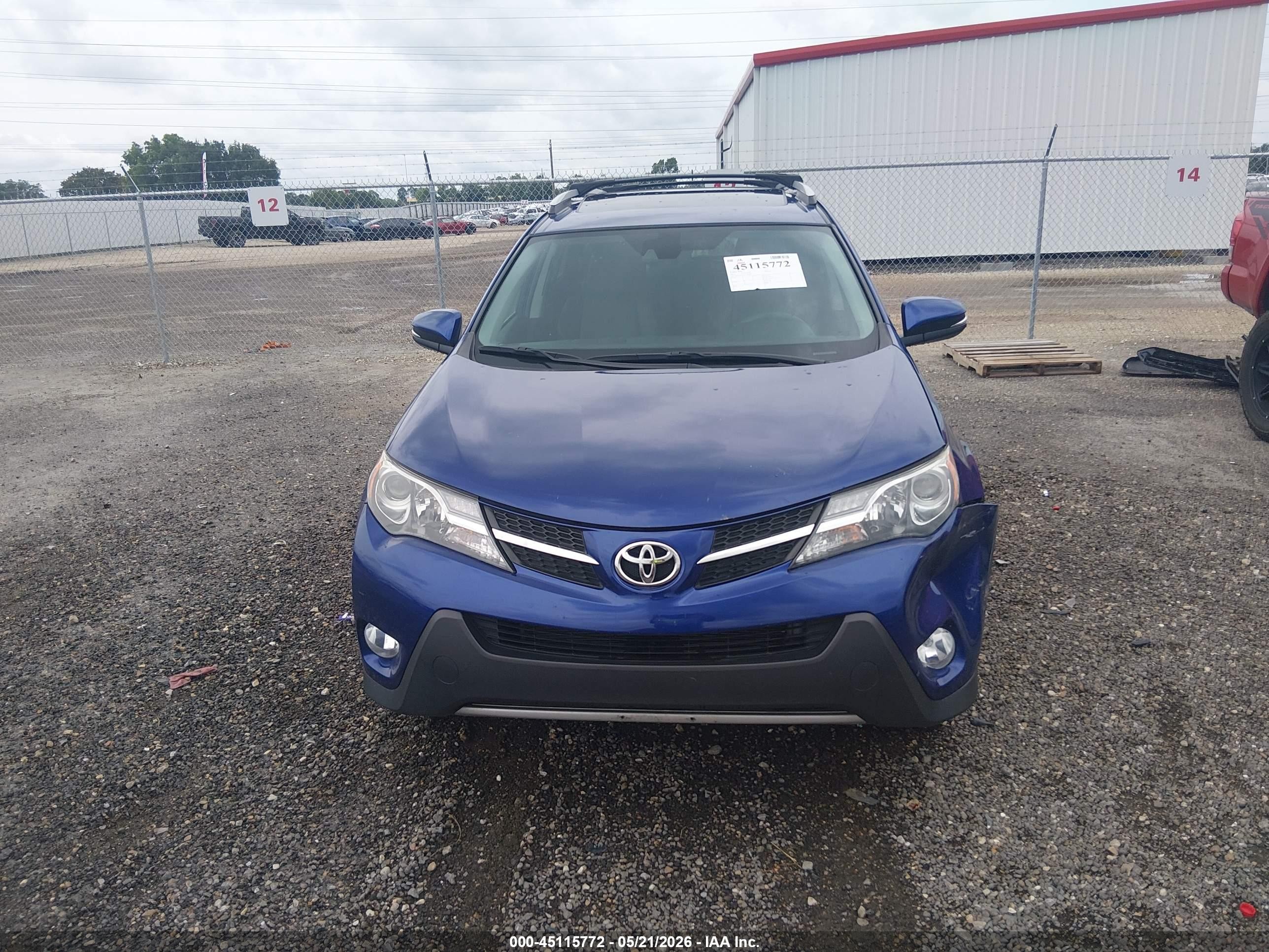 2015 Toyota Rav4 Limited Blue vin: 2T3YFREV8FW207010