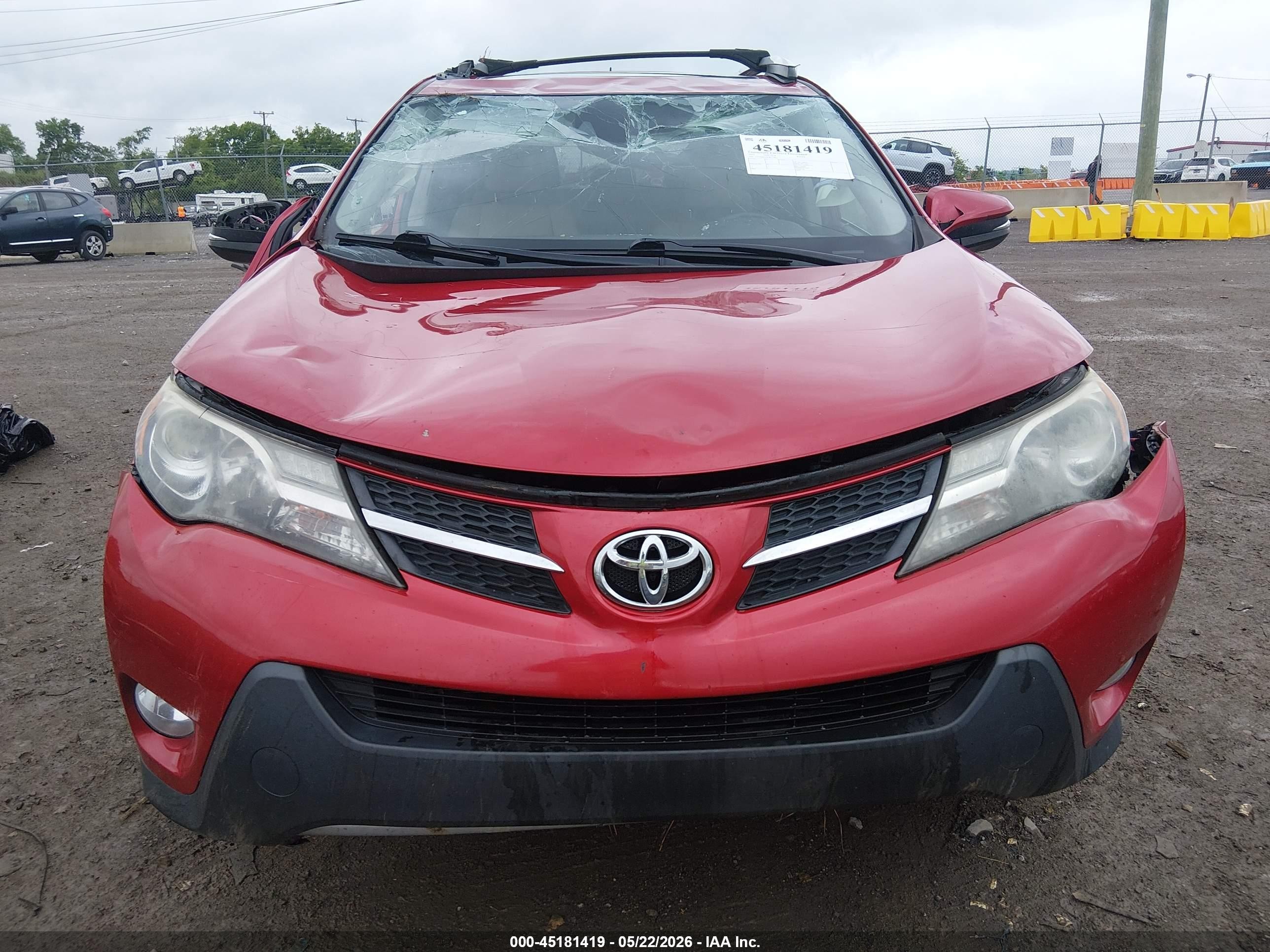2015 Toyota Rav4 Limited Red vin: 2T3YFREV8FW233610