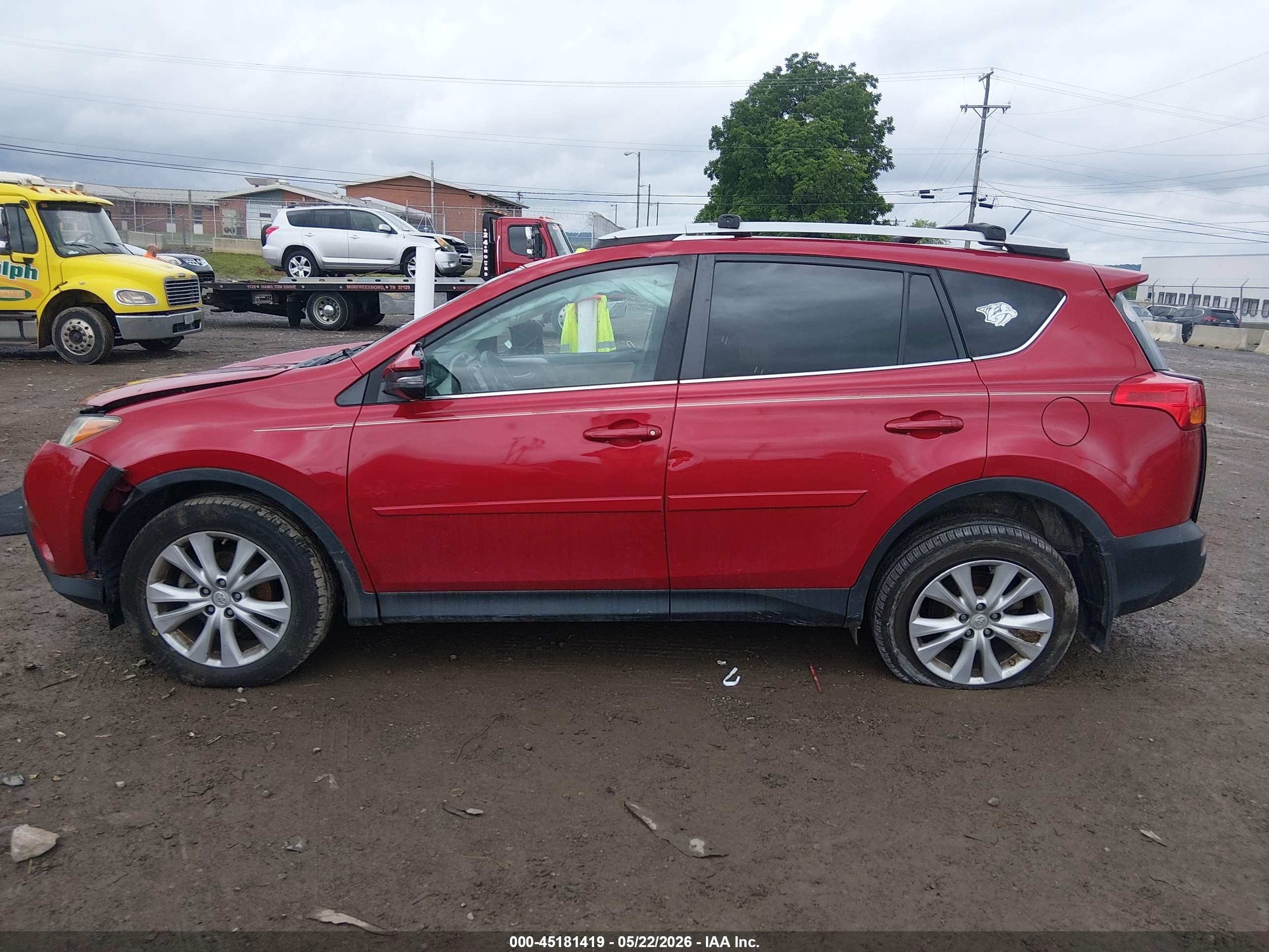 2015 Toyota Rav4 Limited Red vin: 2T3YFREV8FW233610