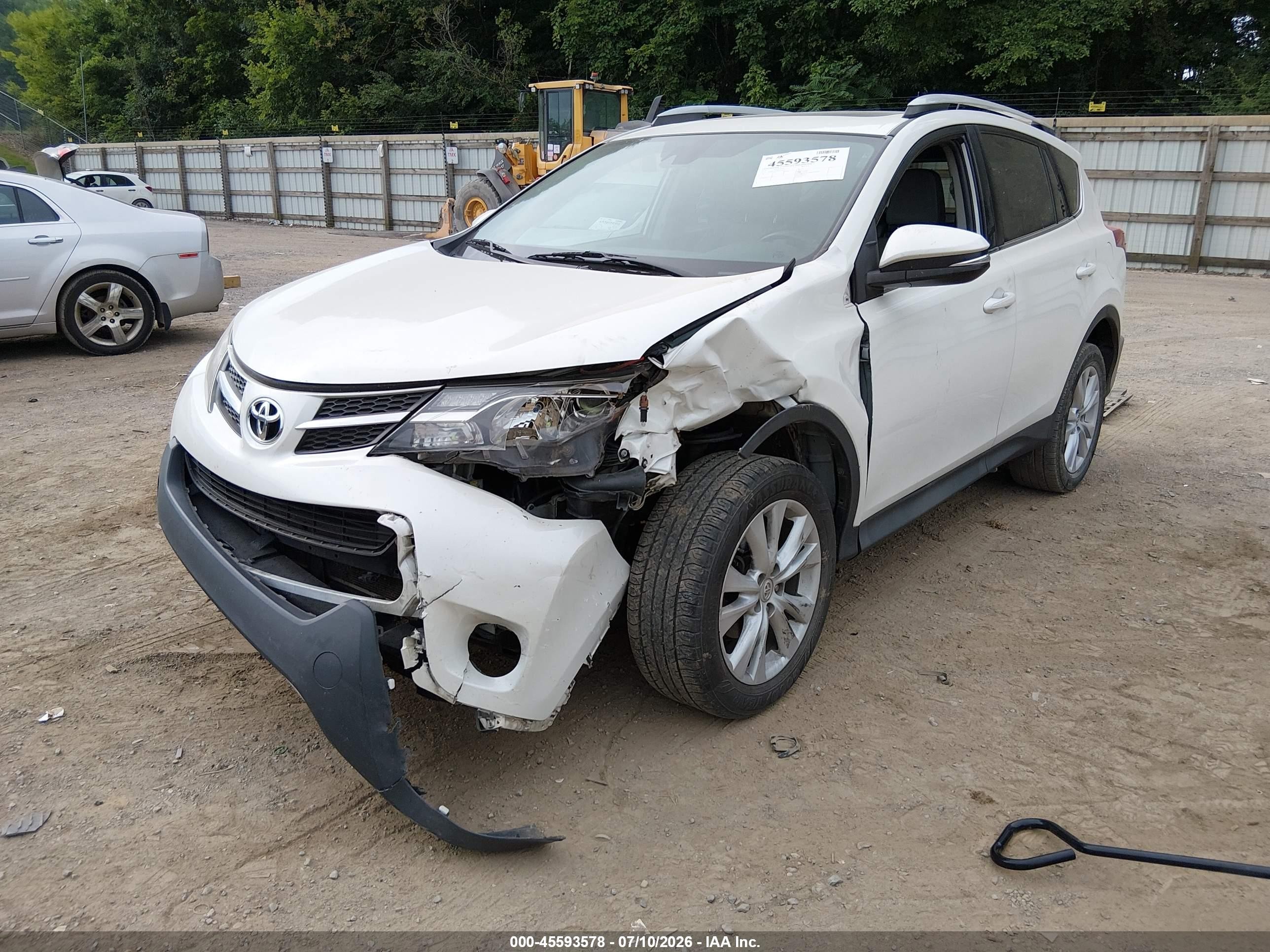 2014 Toyota Rav4 Limited White vin: 2T3YFREV9EW110185