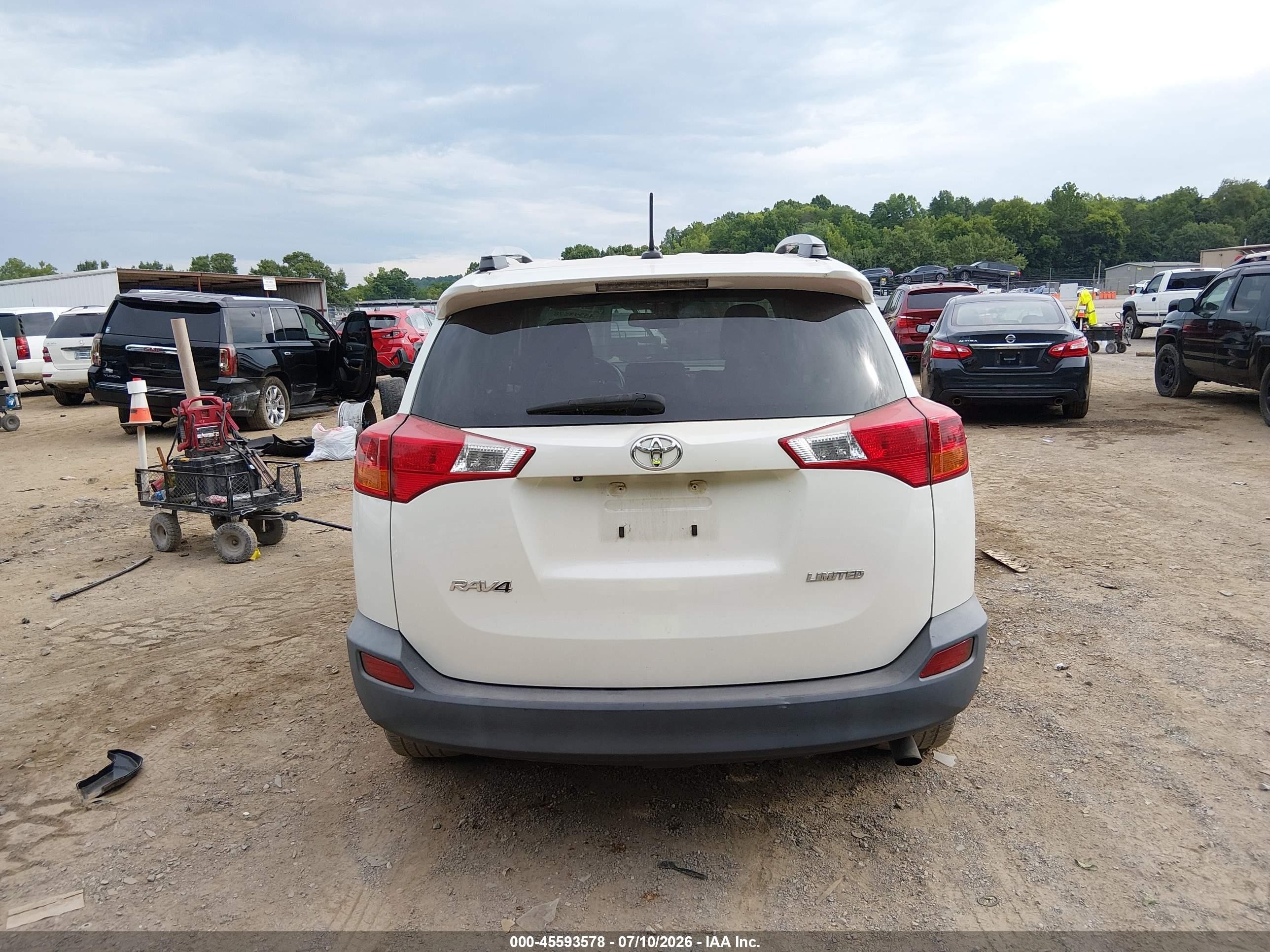 2014 Toyota Rav4 Limited White vin: 2T3YFREV9EW110185