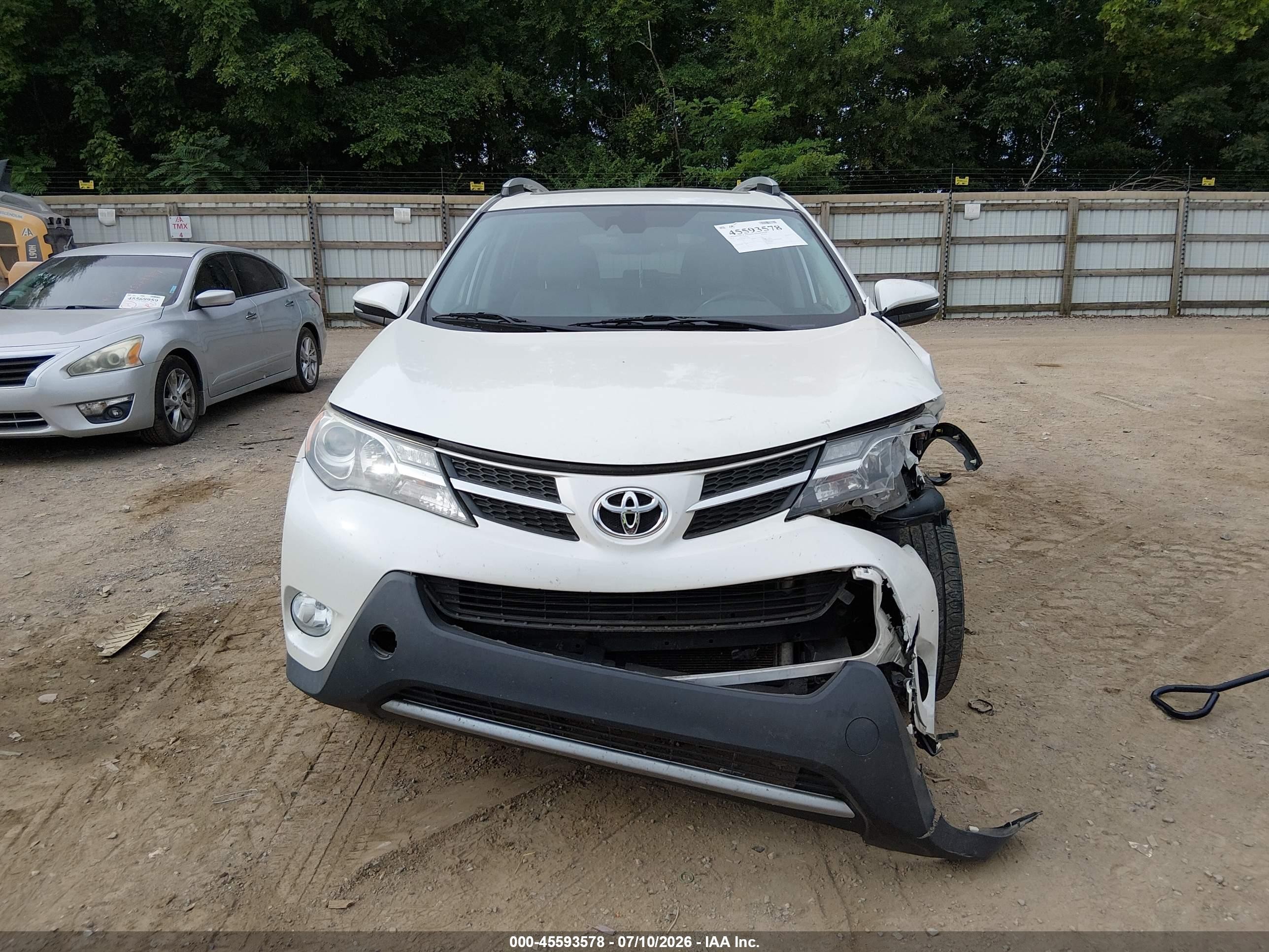 2014 Toyota Rav4 Limited White vin: 2T3YFREV9EW110185
