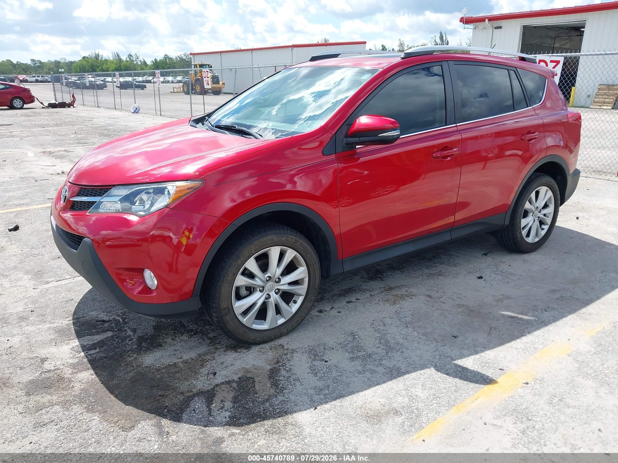 2015 Toyota Rav4 Limited Red vin: 2T3YFREVXFW165987