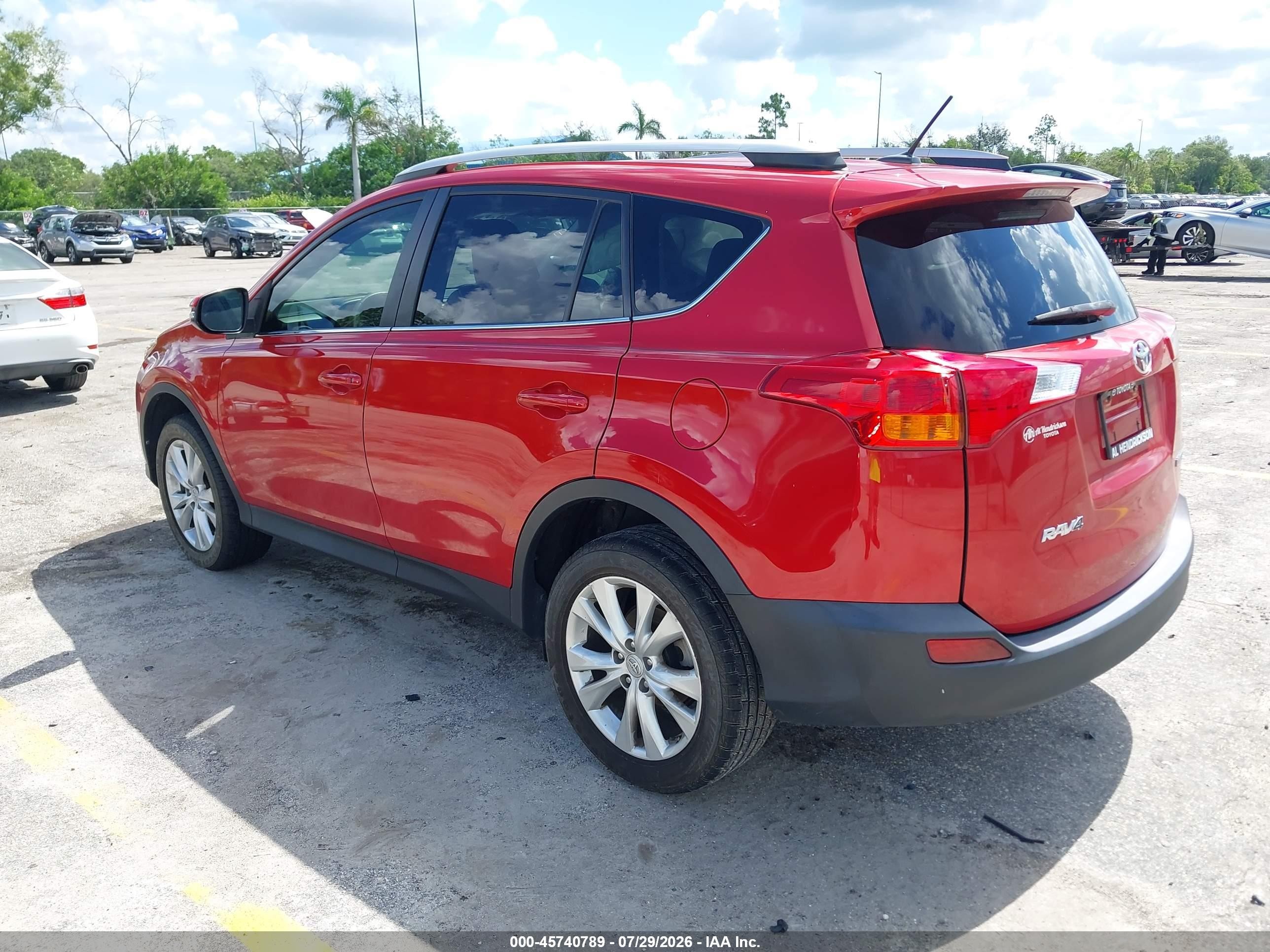 2015 Toyota Rav4 Limited Red vin: 2T3YFREVXFW165987