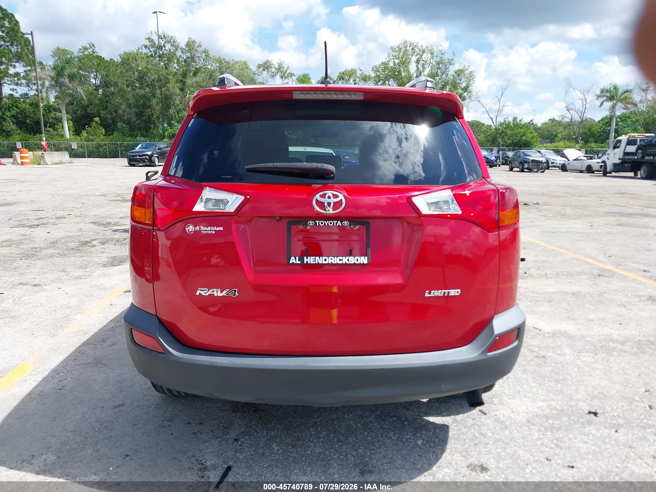 2015 Toyota Rav4 Limited Red vin: 2T3YFREVXFW165987