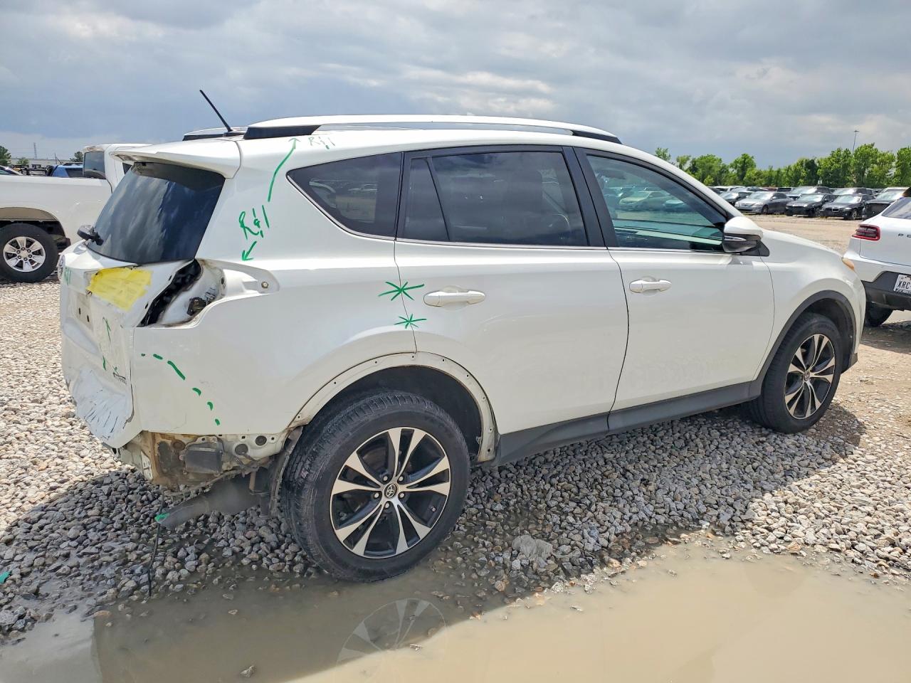 2015 Toyota Rav4 Limited White vin: 2T3YFREVXFW231583