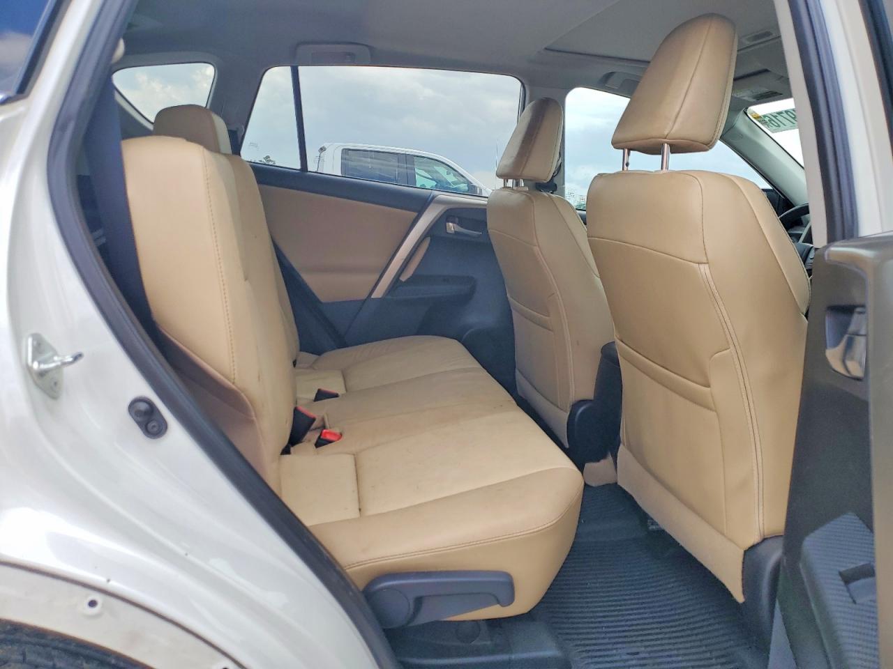 2015 Toyota Rav4 Limited White vin: 2T3YFREVXFW231583