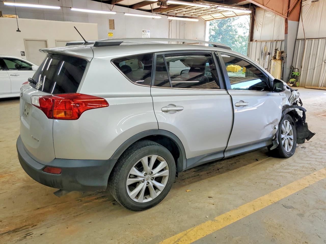 2015 Toyota Rav4 Limited Silver vin: 2T3YFREVXFW232927