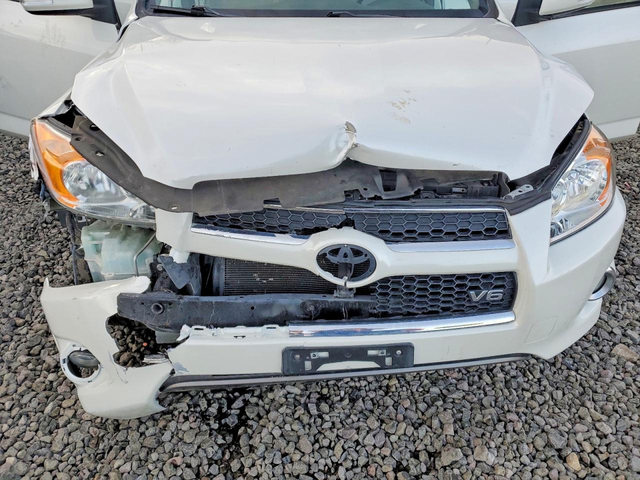 2011 Toyota Rav4 Limited White vin: 2T3YK4DV0BW012173