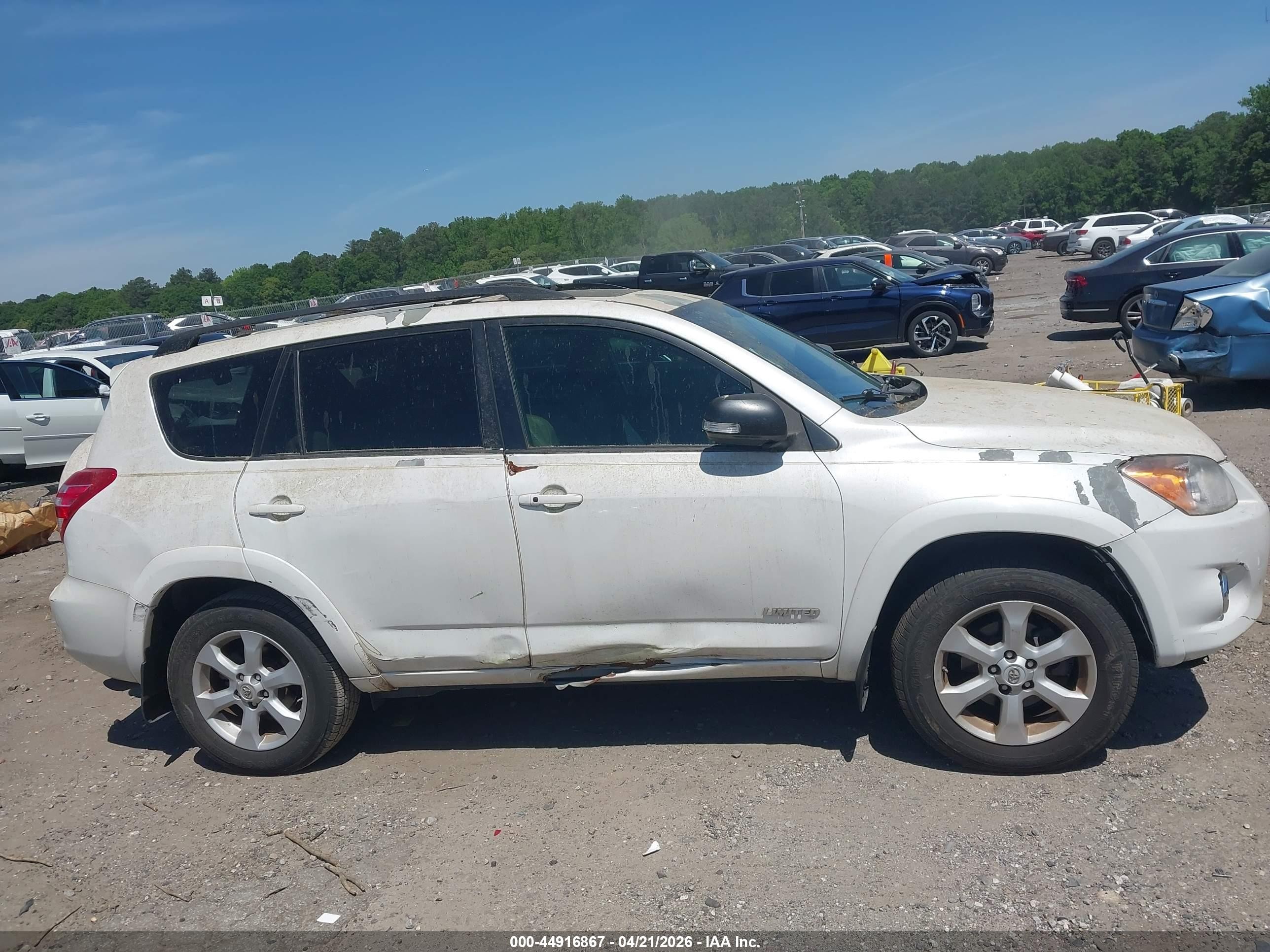 2012 Toyota Rav4 Limited V6 White vin: 2T3YK4DV2CW018090