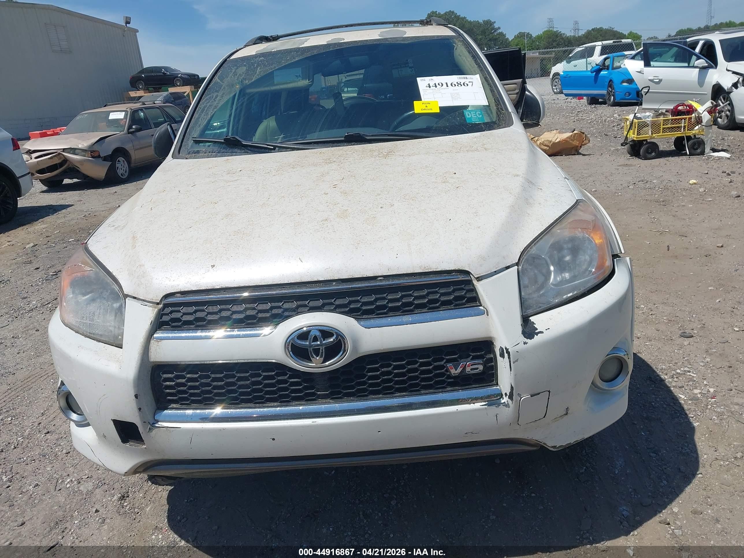 2012 Toyota Rav4 Limited V6 White vin: 2T3YK4DV2CW018090