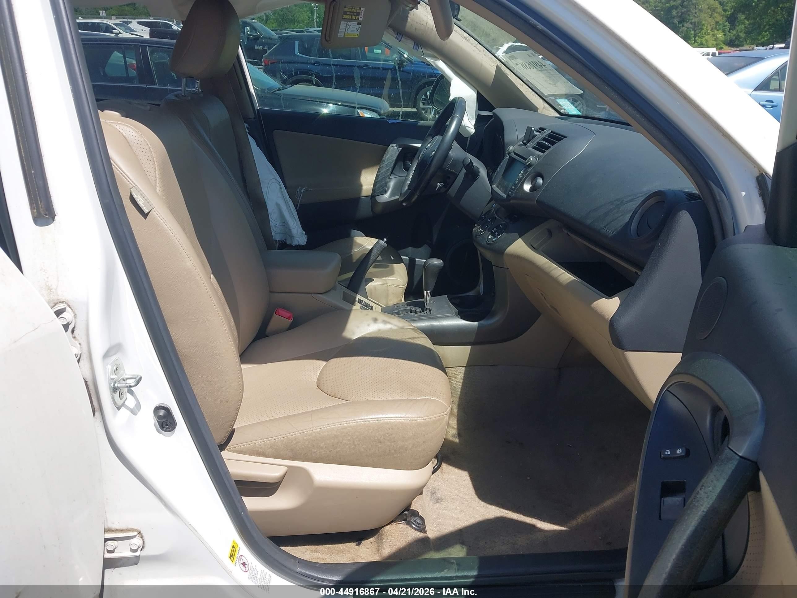 2012 Toyota Rav4 Limited V6 White vin: 2T3YK4DV2CW018090