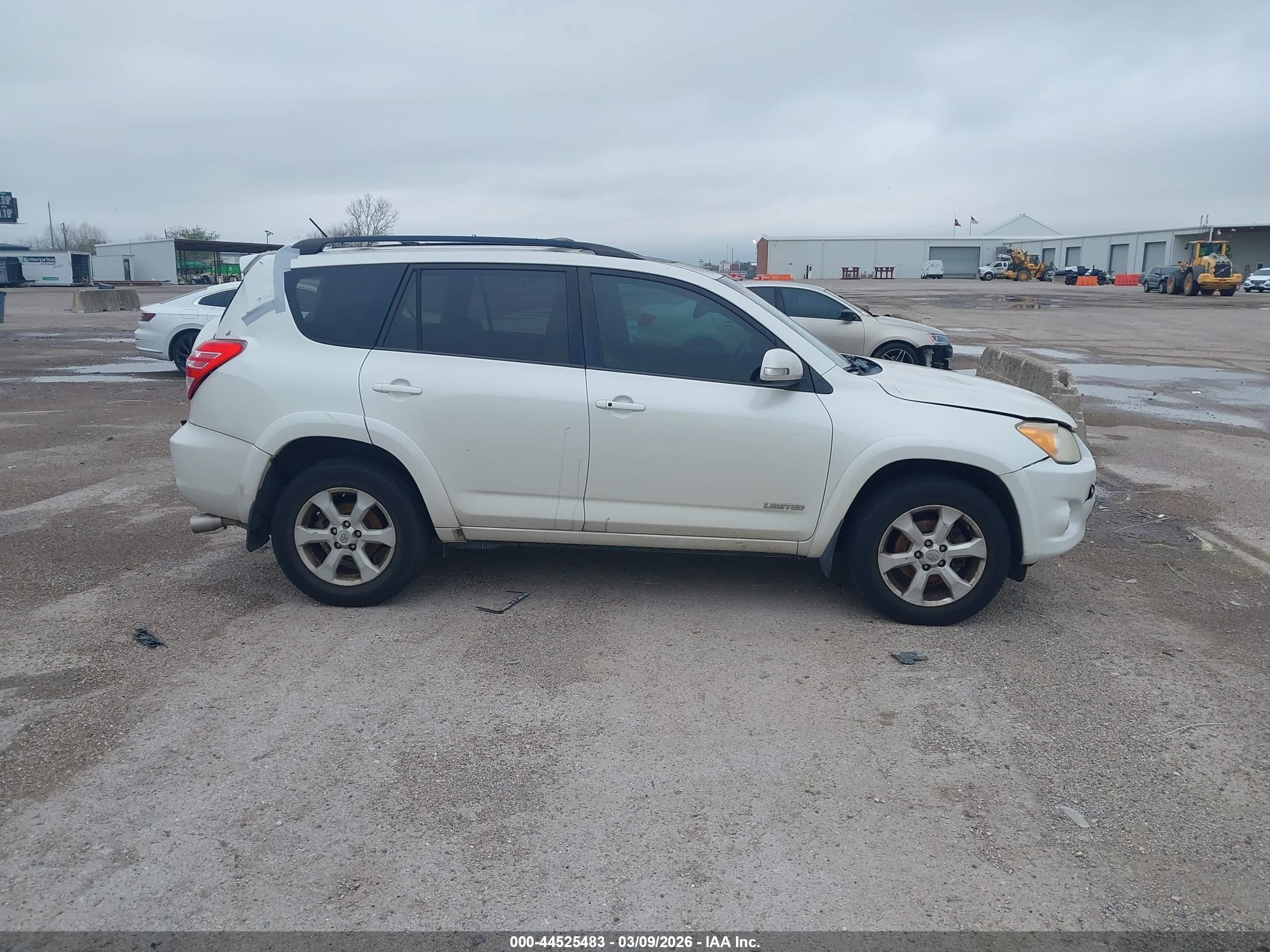 2011 Toyota Rav4 Limited V6 White vin: 2T3YK4DV6BW009794