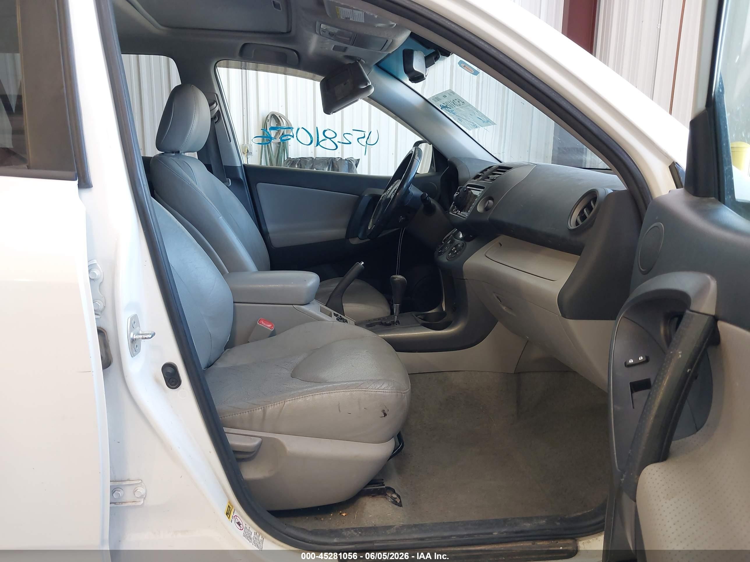 2011 Toyota Rav4 Limited V6 White vin: 2T3YK4DV7BW009691