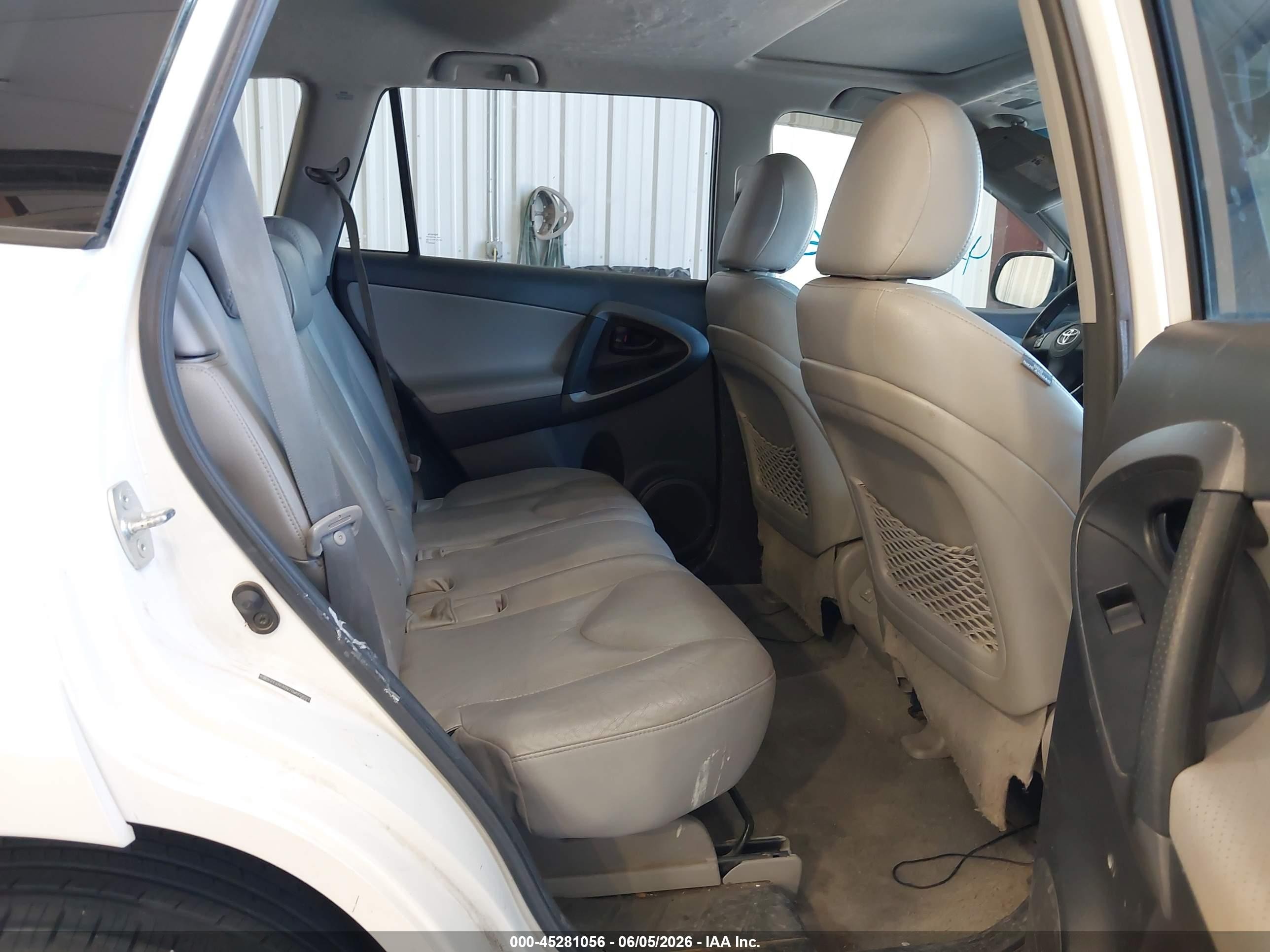 2011 Toyota Rav4 Limited V6 White vin: 2T3YK4DV7BW009691