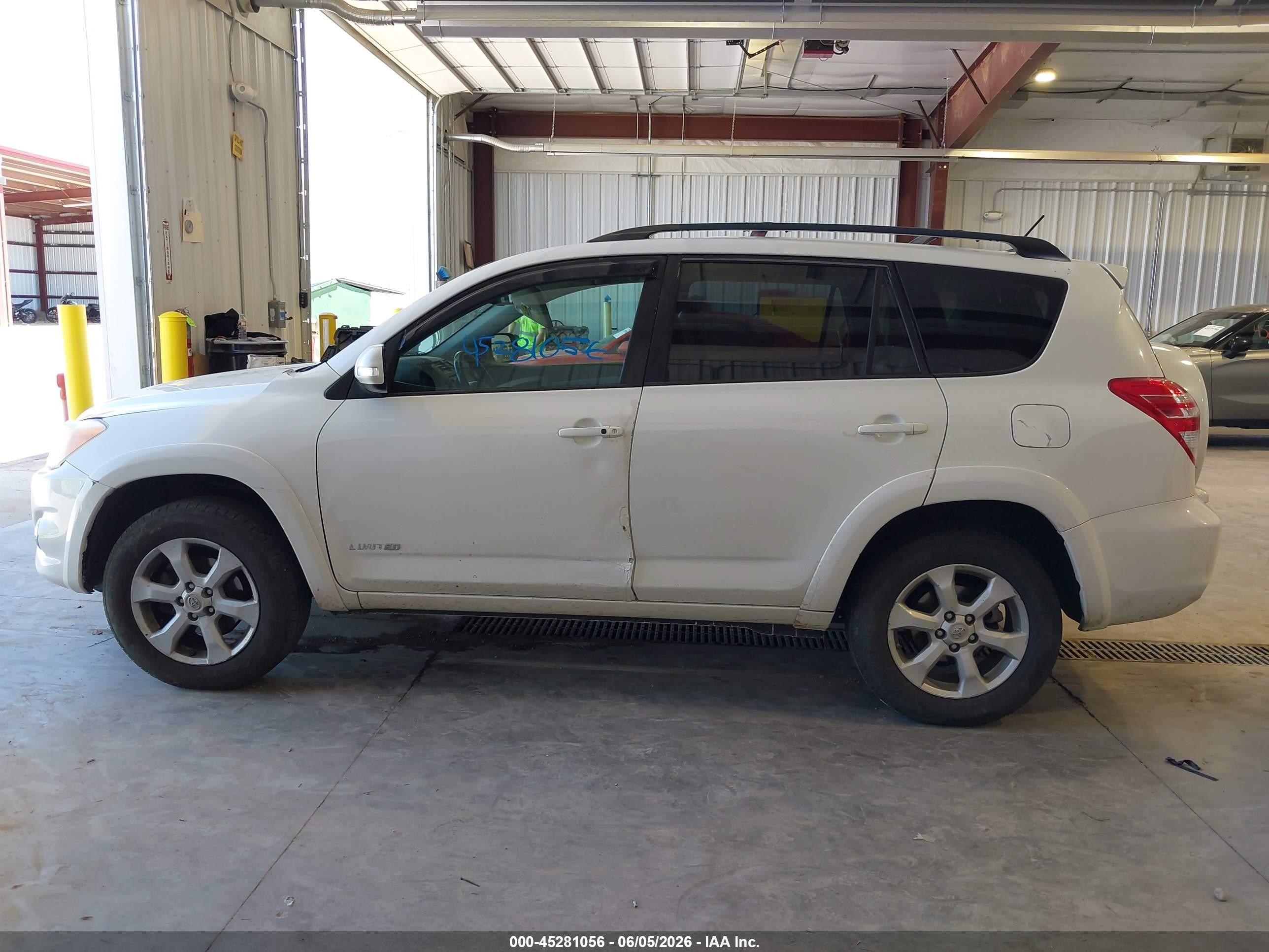 2011 Toyota Rav4 Limited V6 White vin: 2T3YK4DV7BW009691