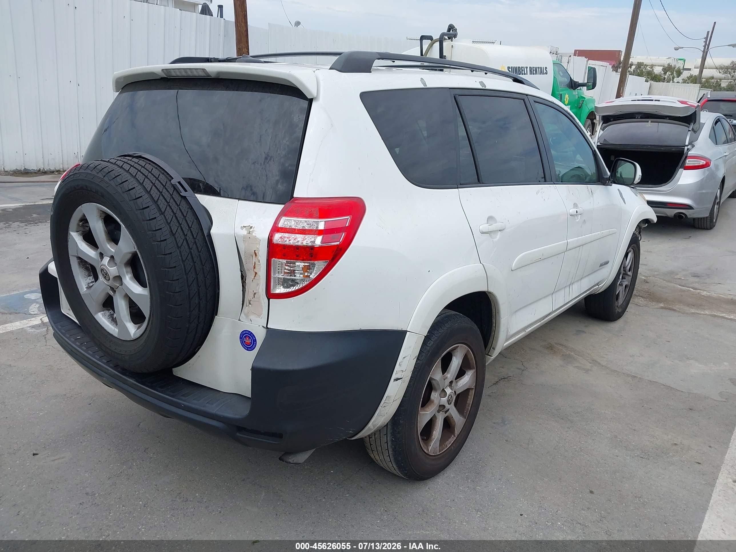 2011 Toyota Rav4 Limited V6 White vin: 2T3YK4DV8BW009487