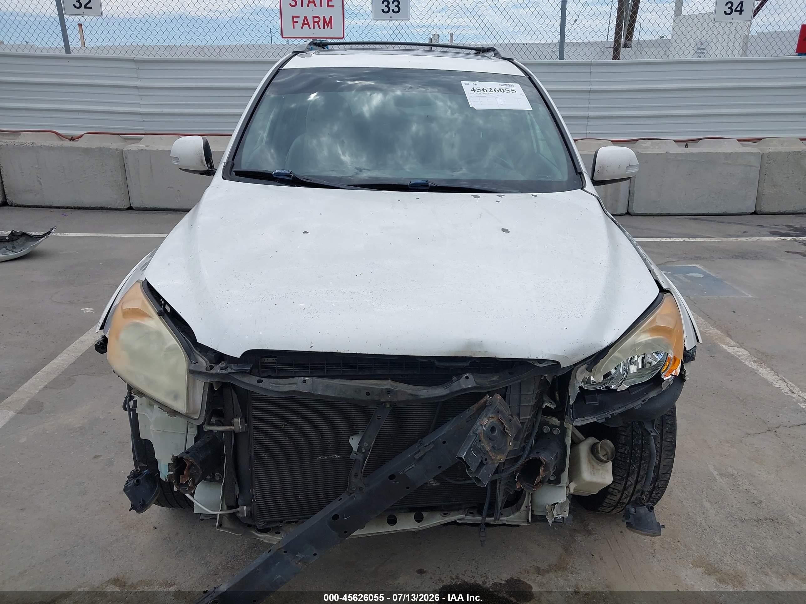 2011 Toyota Rav4 Limited V6 White vin: 2T3YK4DV8BW009487