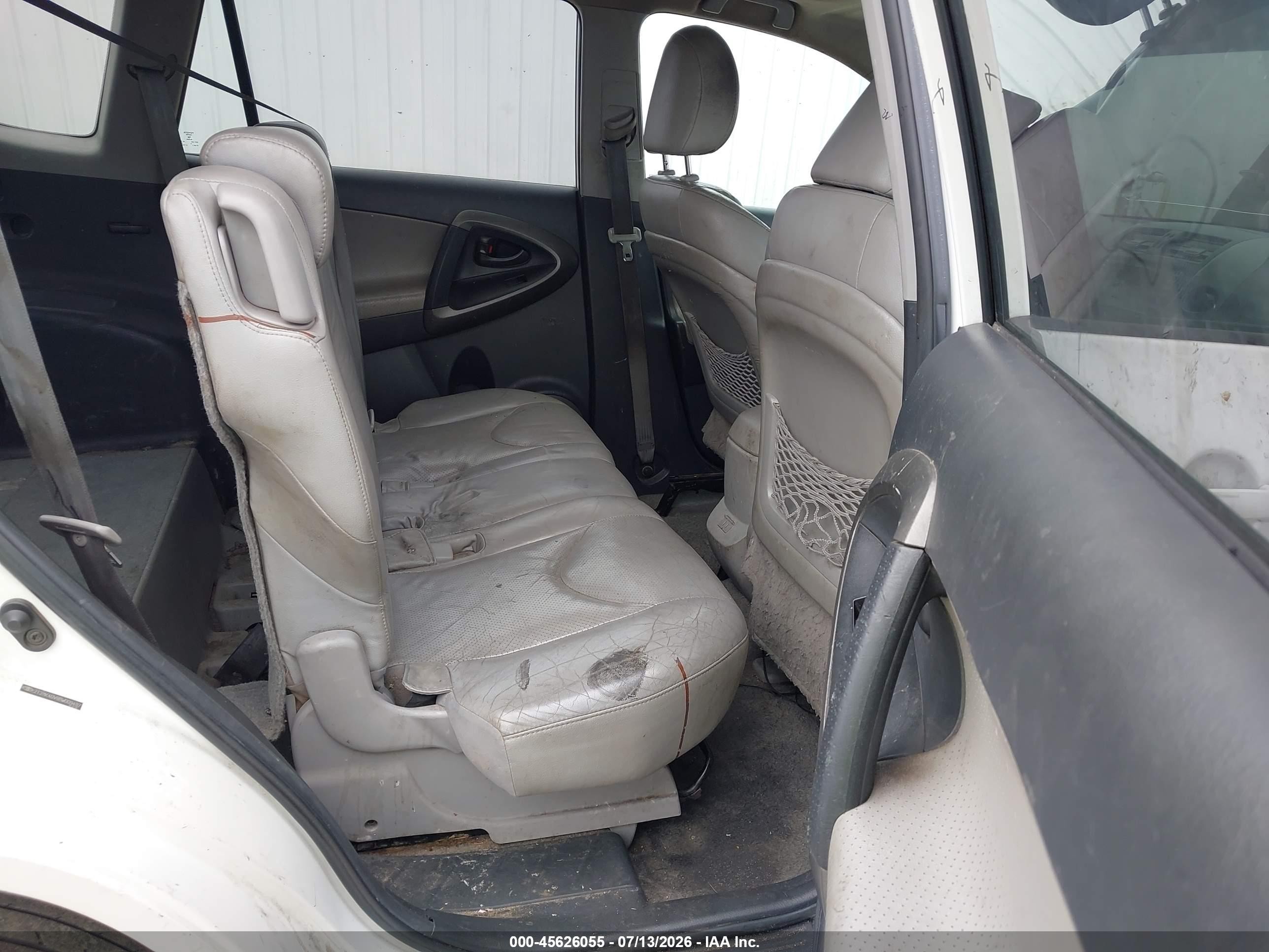 2011 Toyota Rav4 Limited V6 White vin: 2T3YK4DV8BW009487
