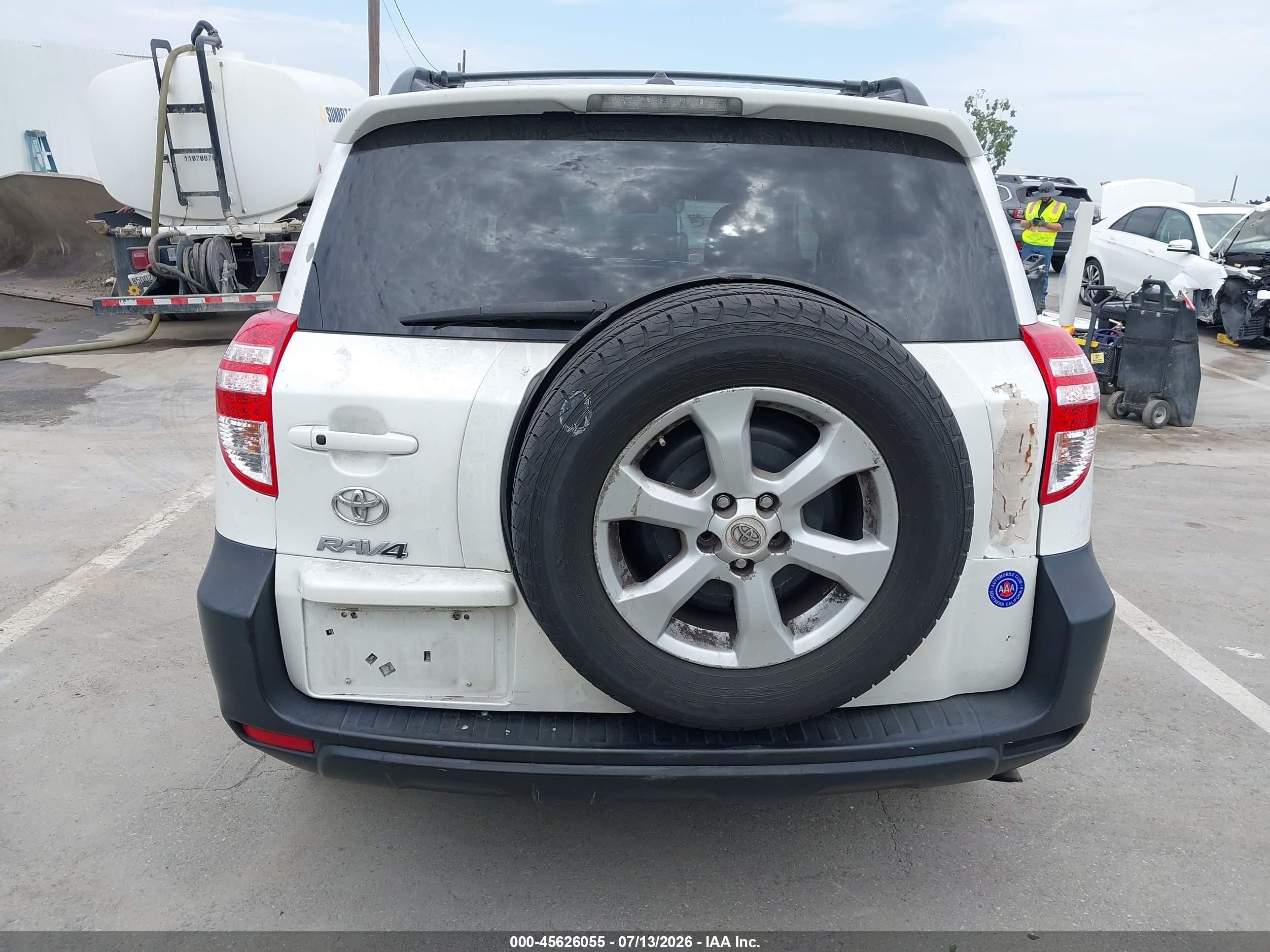 2011 Toyota Rav4 Limited V6 White vin: 2T3YK4DV8BW009487
