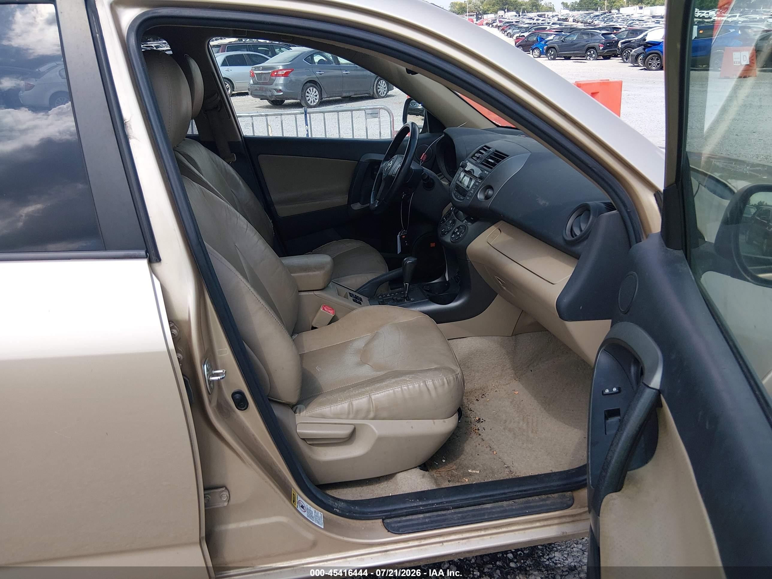 2011 Toyota Rav4 Limited V6 Beige vin: 2T3YK4DV8BW010073