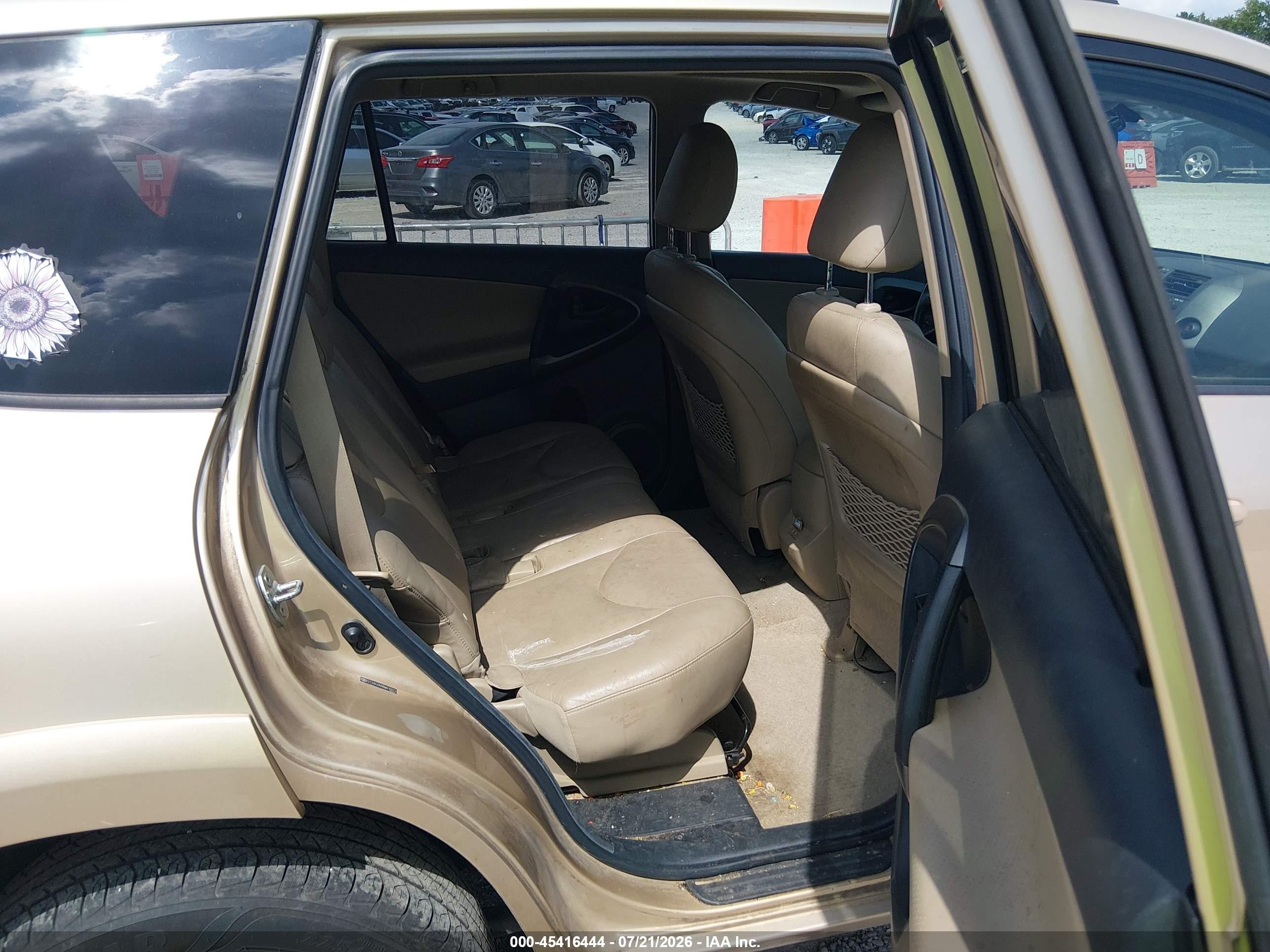 2011 Toyota Rav4 Limited V6 Beige vin: 2T3YK4DV8BW010073