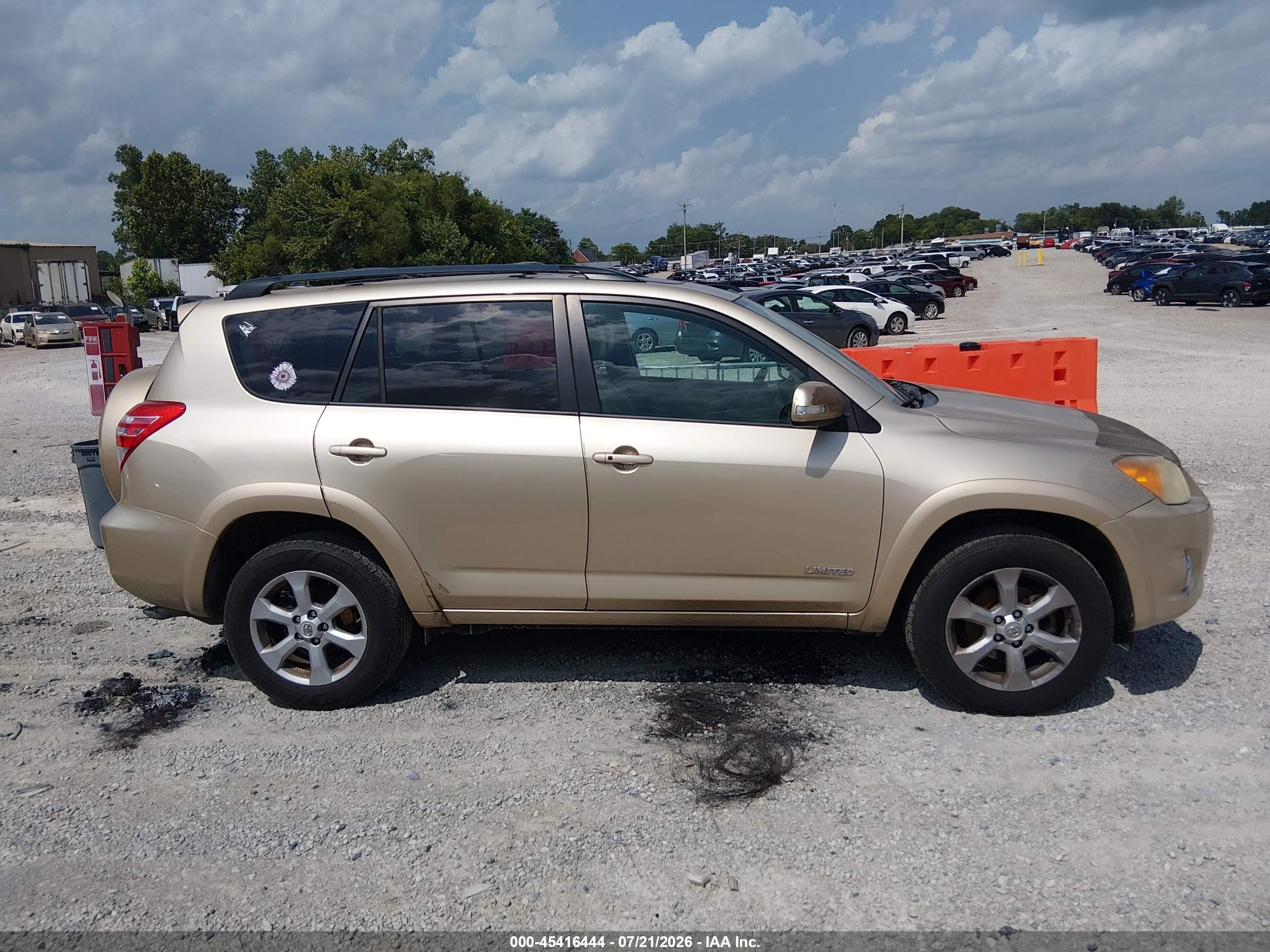 2011 Toyota Rav4 Limited V6 Beige vin: 2T3YK4DV8BW010073