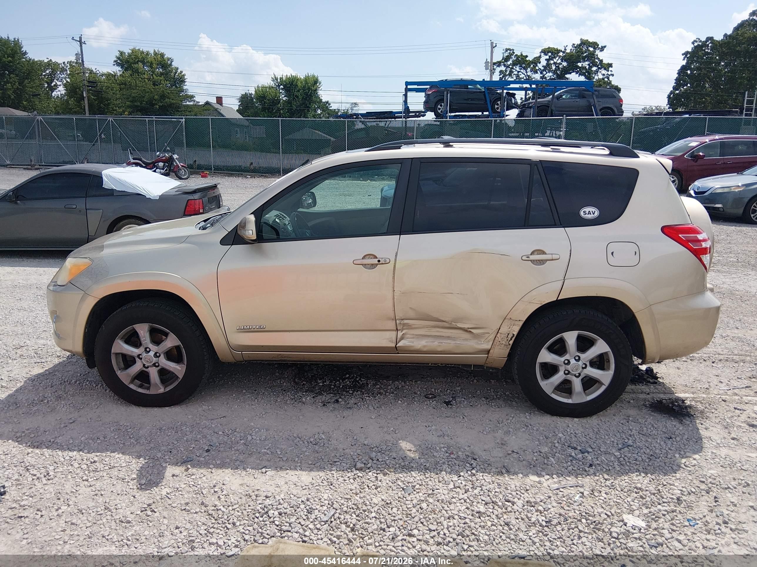 2011 Toyota Rav4 Limited V6 Beige vin: 2T3YK4DV8BW010073