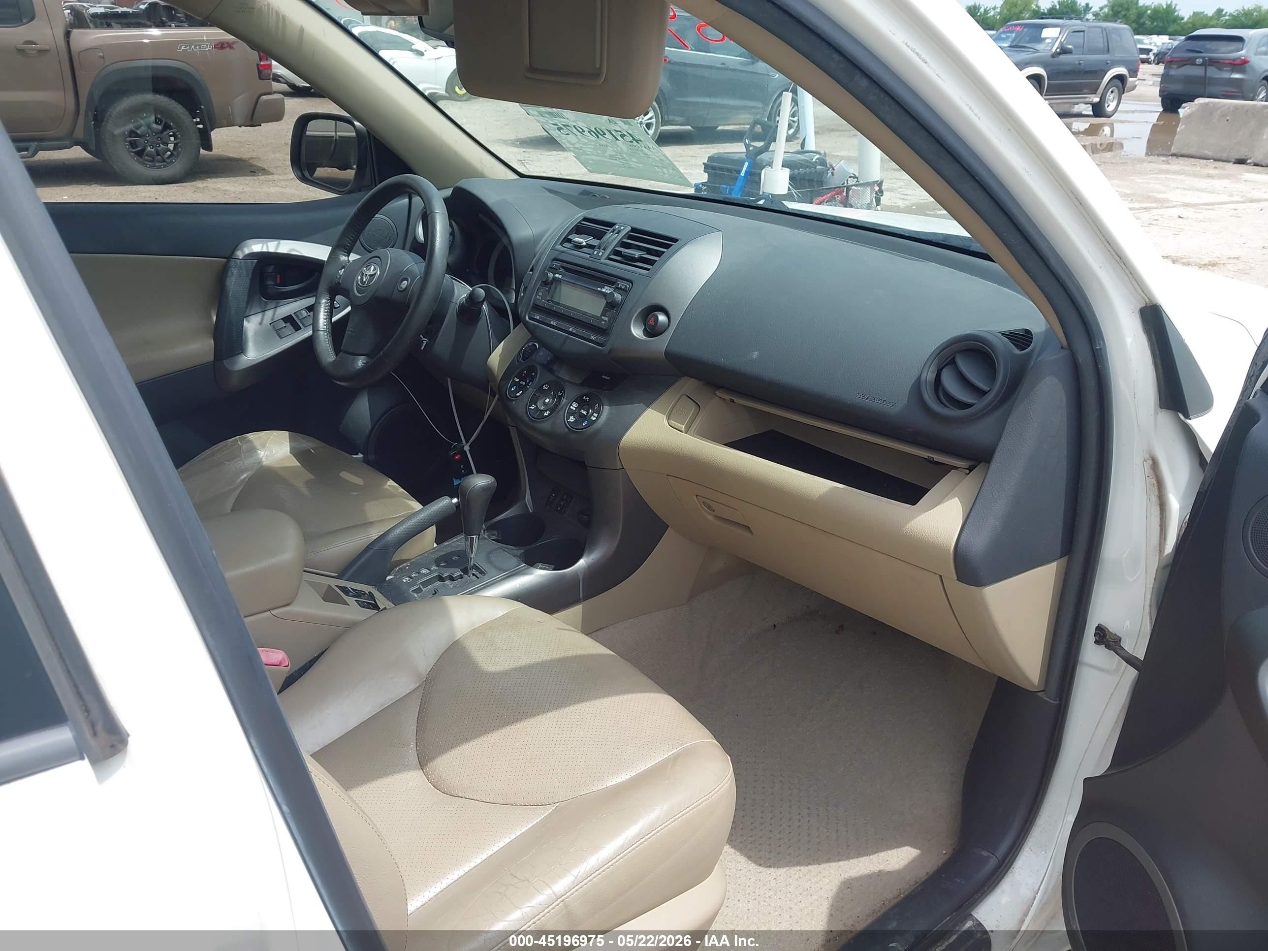 2012 Toyota Rav4 Limited V6 White vin: 2T3YK4DV8CW015839