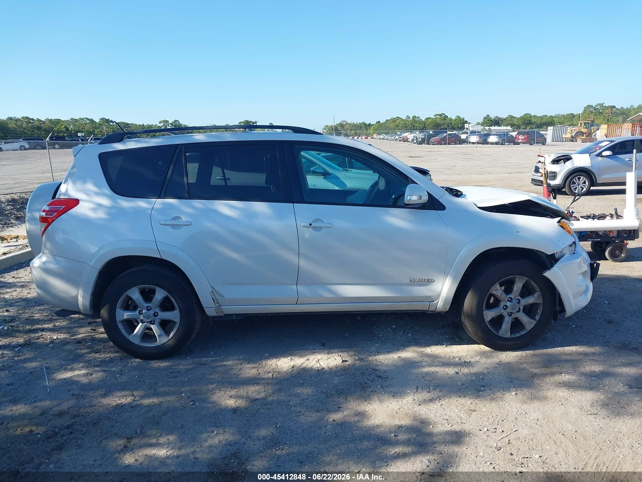 2011 Toyota Rav4 Limited V6 White vin: 2T3YK4DVXBW014223