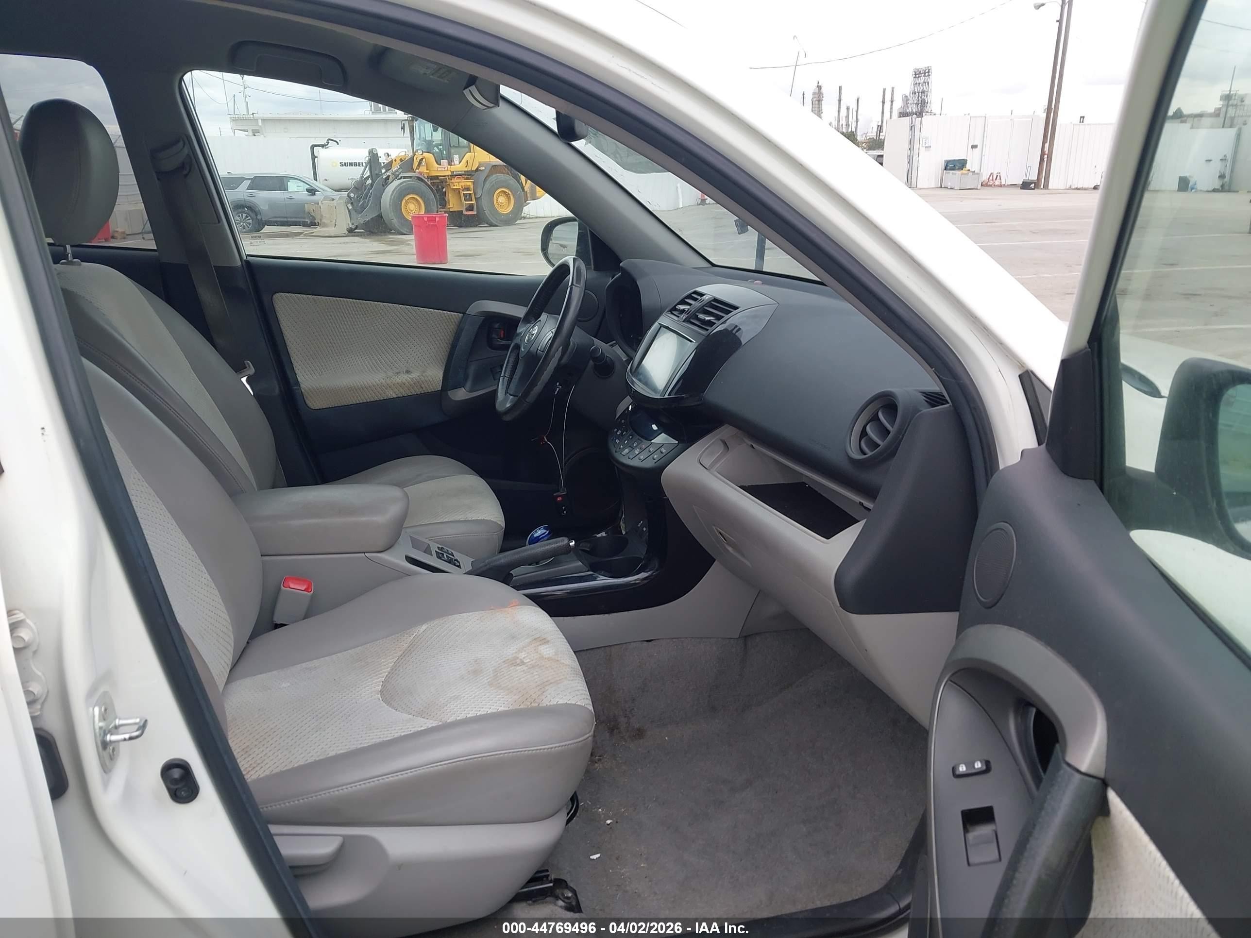 2013 Toyota Rav4 Ev   White vin: 2T3YL4DV0DW001920